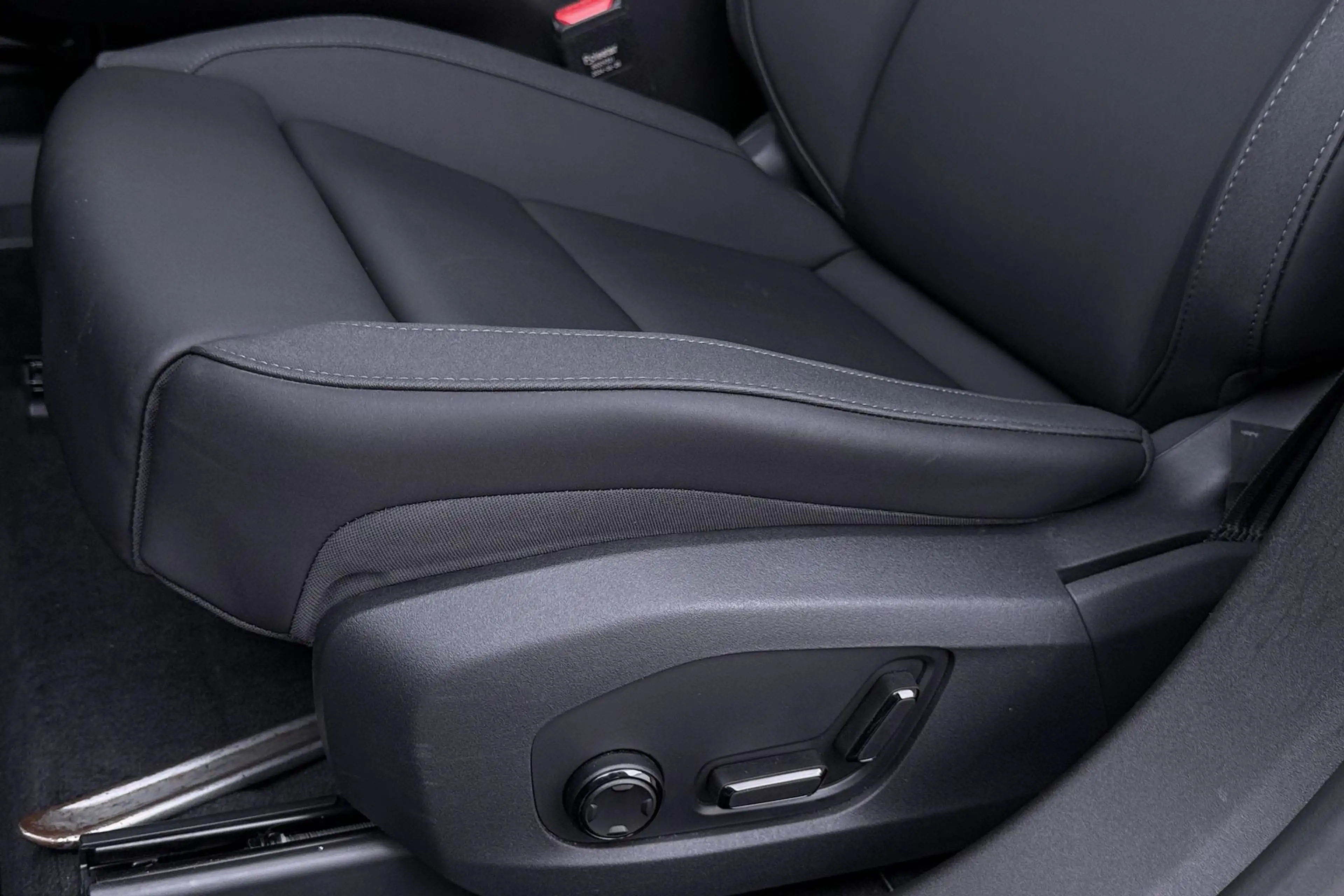 Polestar 4 Long Range Single motor Plus 100 kWh | Plus | Pilo — photo 46