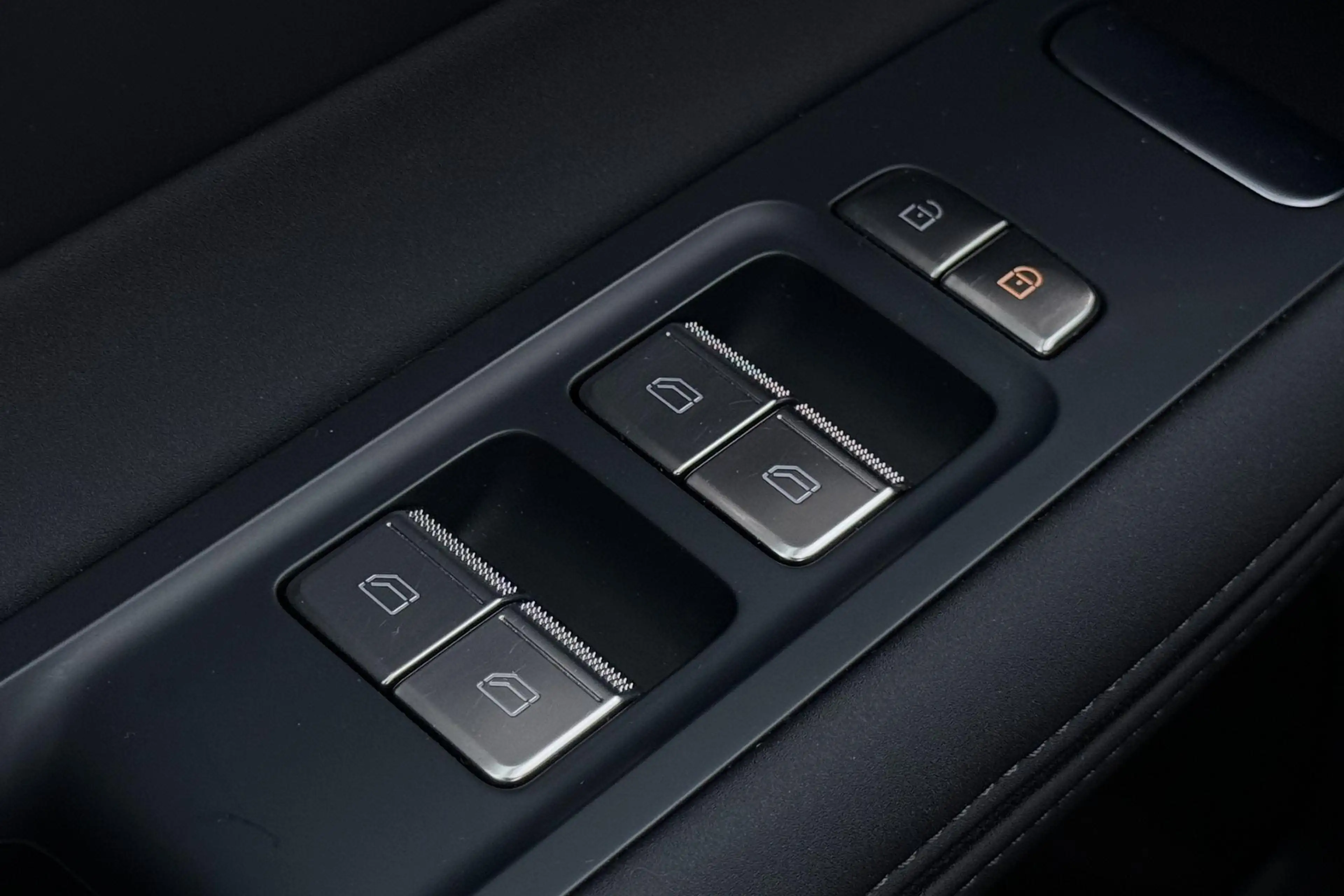 Polestar 4 Long Range Single motor Plus 100 kWh | Plus | Pilo — photo 45