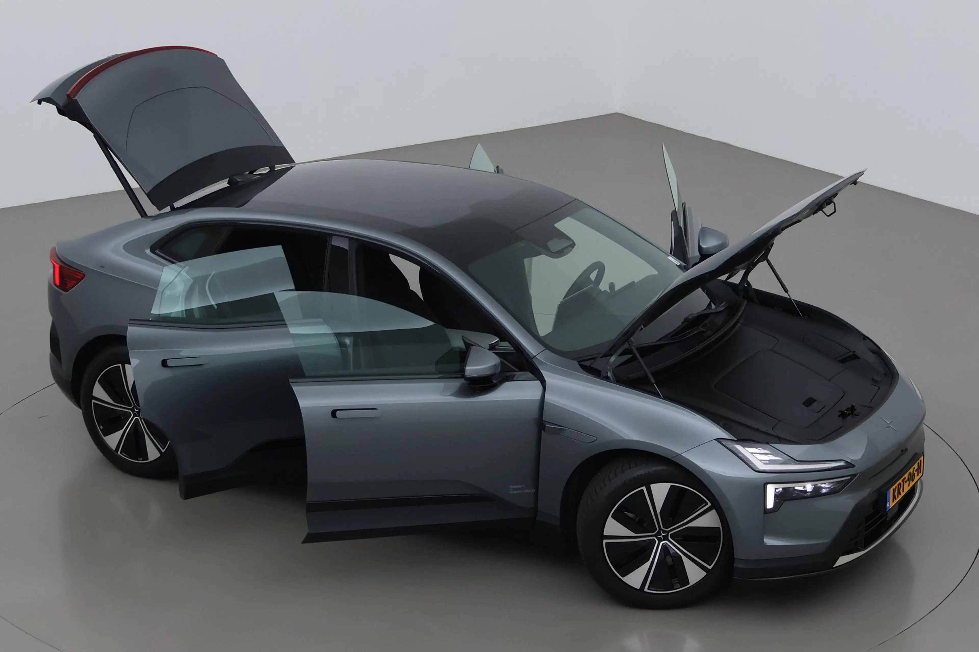 Polestar 4 Long Range Single motor Plus 100 kWh | Plus | Pilo — photo 6