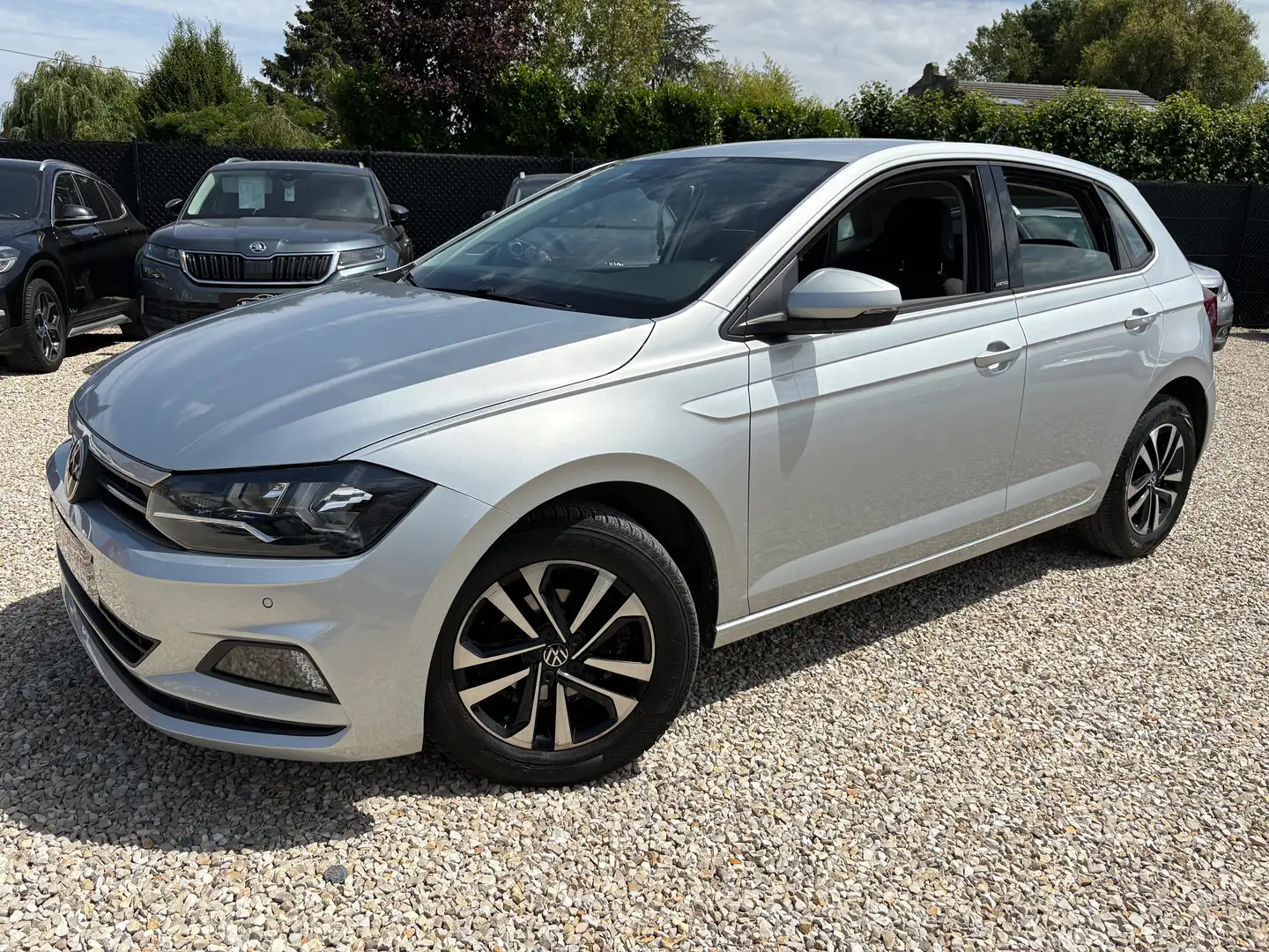 Volkswagen Polo 1.0 TSi*1er PROP*VIRTUAL COCKPIT*GPS*CAR-PLAY*PDC* Grijs - 2