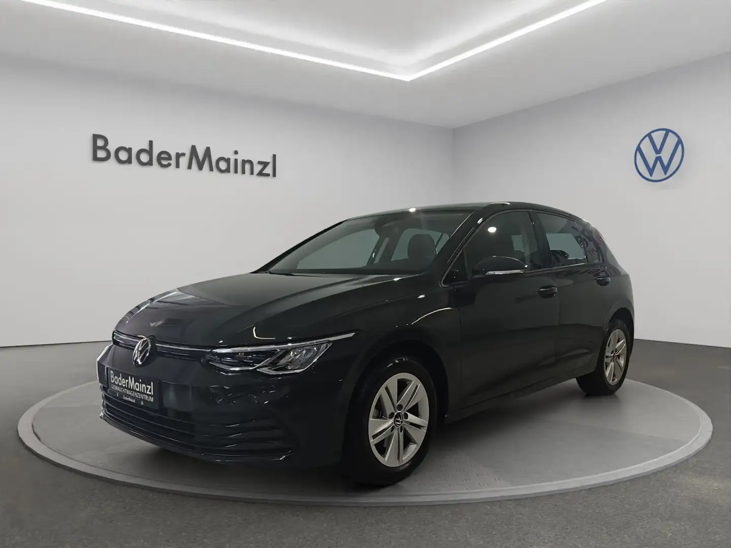 Volkswagen Golf 1.5 TSI Life Kam. ACC SHZ LED Grijs - 1