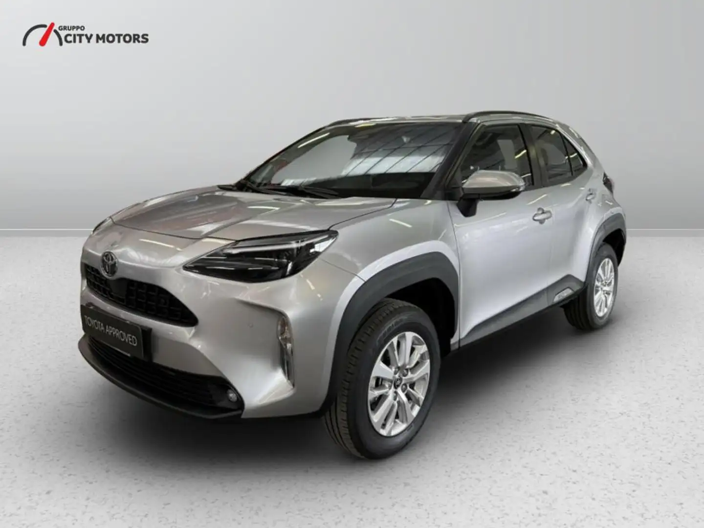 Toyota Yaris Cross 1.5h Active fwd 115cv e-cvt Argent - 1