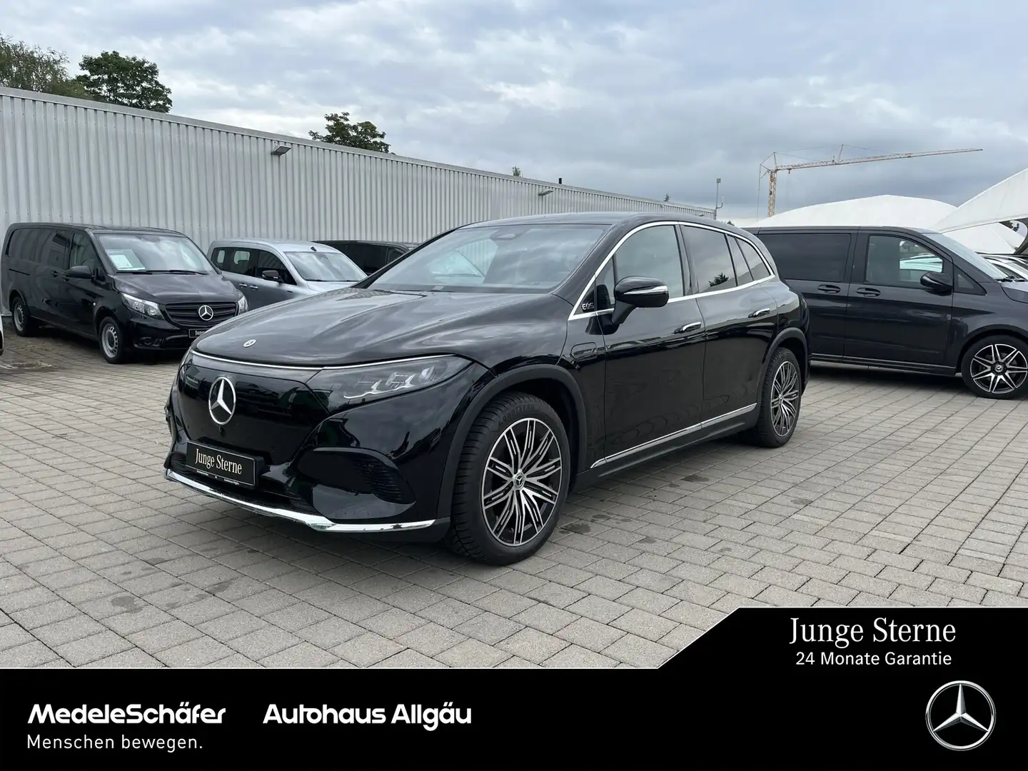 Mercedes-Benz EQS SUV EQS SUV 500 4M 21"-AMG Airmatic HA-Lenk Distronic Negru - 1