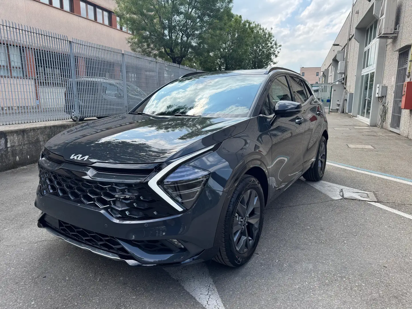 Kia Sportage 1.6 Tgdi Mhev DCT7 GT-LINE 160CV PRONTA CONSEGNA Gris - 1