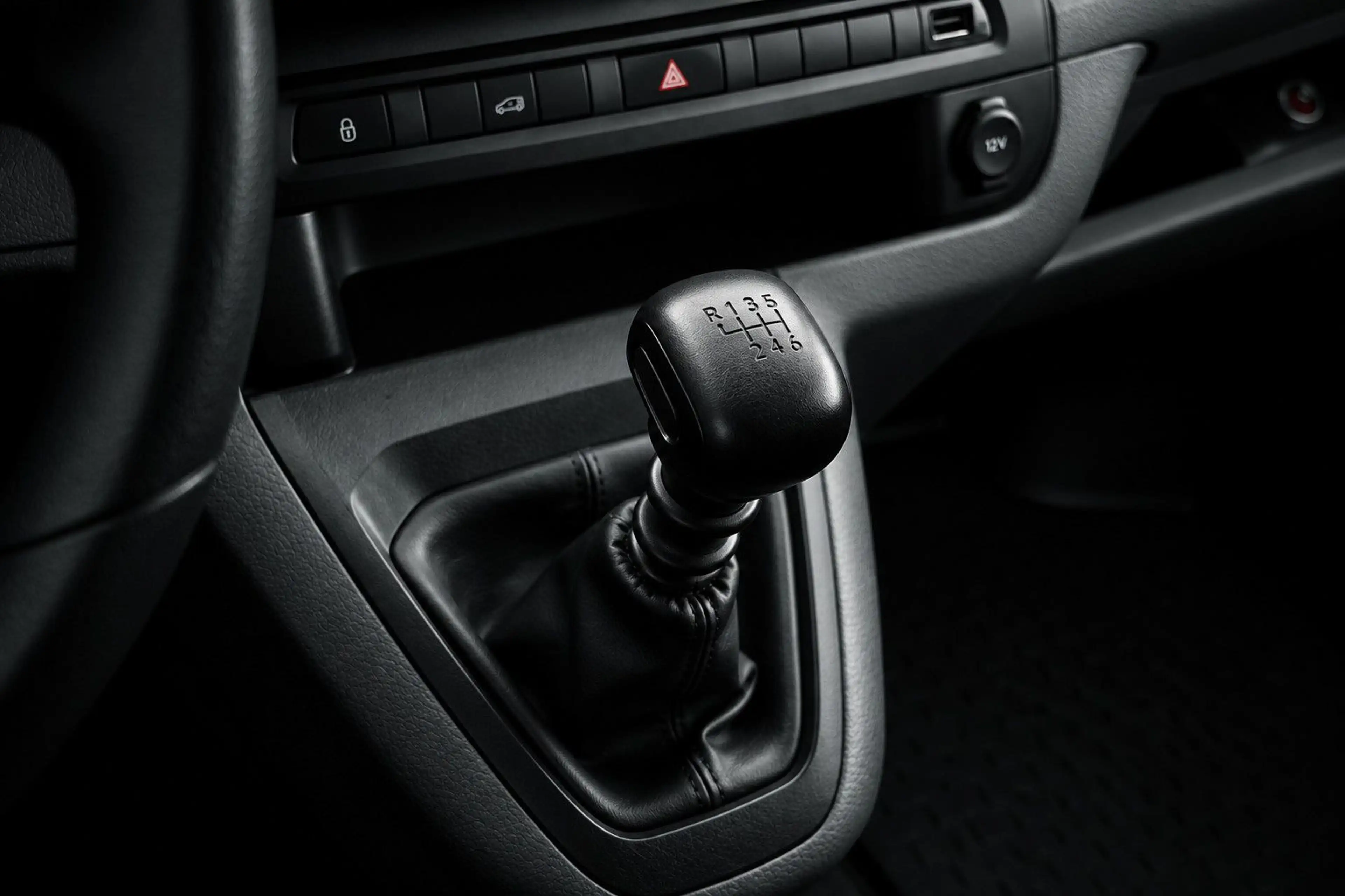 Opel Vivaro Edition L2 1.Hand*LEDER*NAVI*TEMP*KAMERA — photo 14