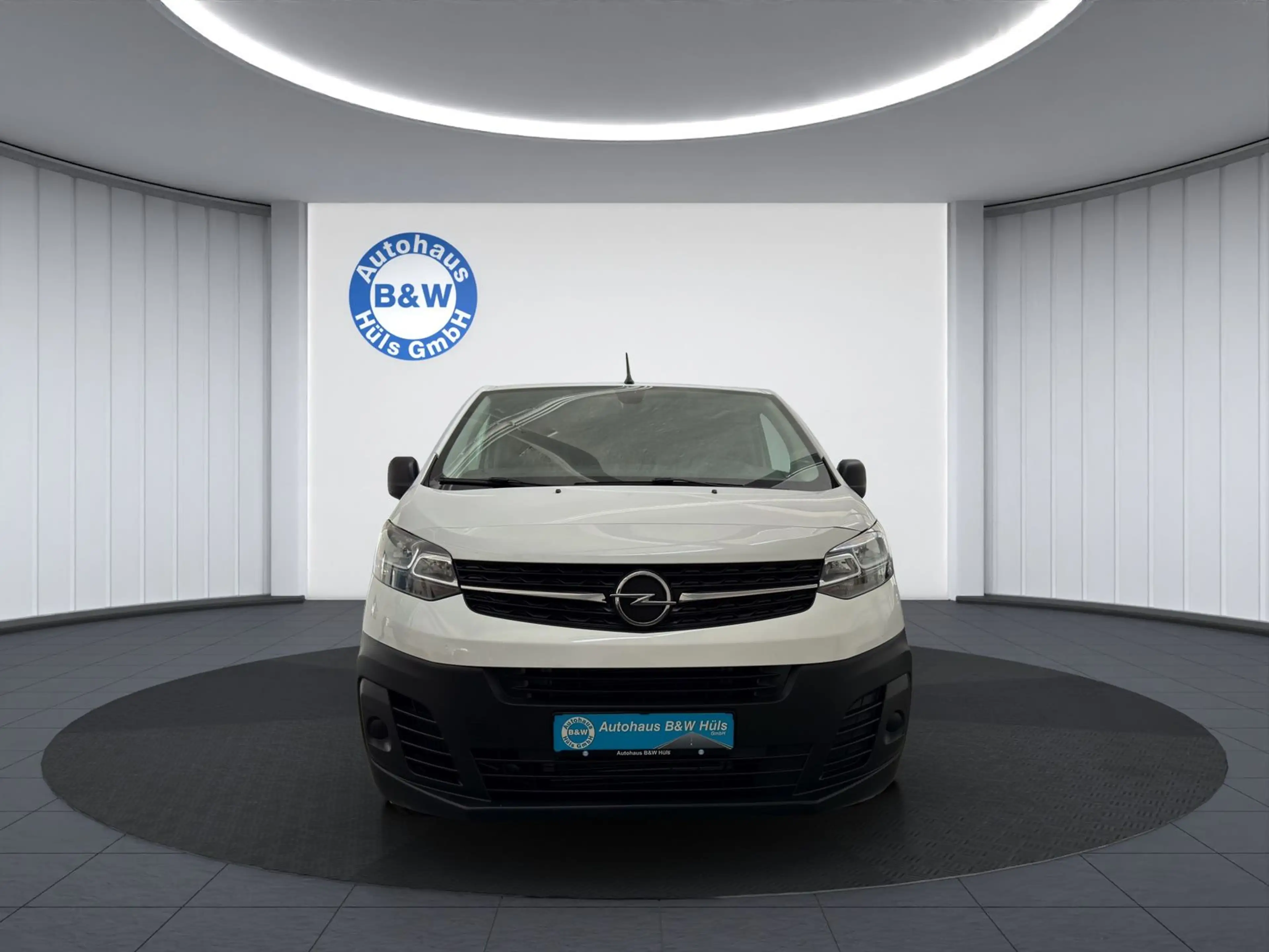 Opel Vivaro Edition L2 1.Hand*LEDER*NAVI*TEMP*KAMERA — photo 2