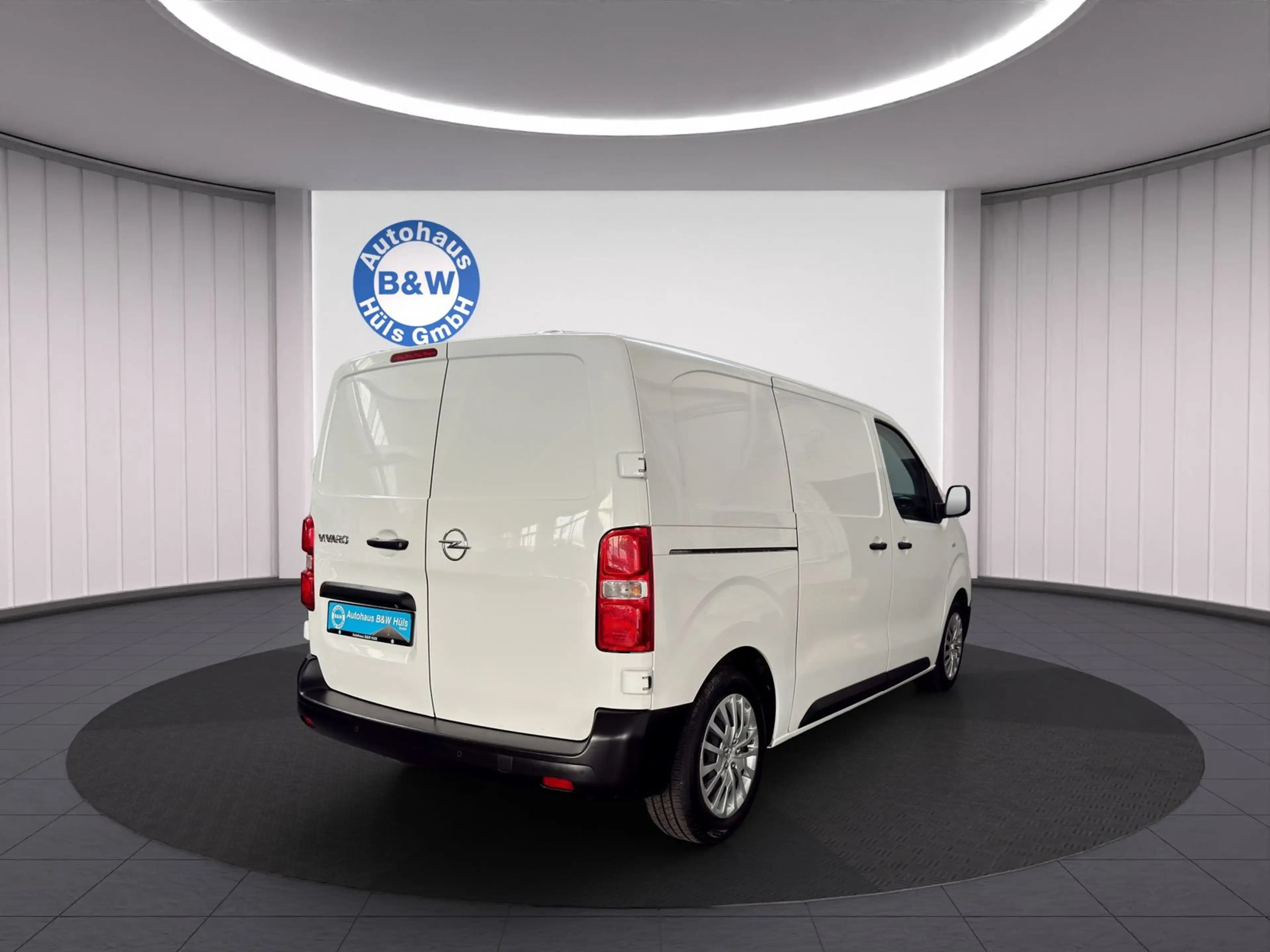 Opel Vivaro Edition L2 1.Hand*LEDER*NAVI*TEMP*KAMERA — photo 8