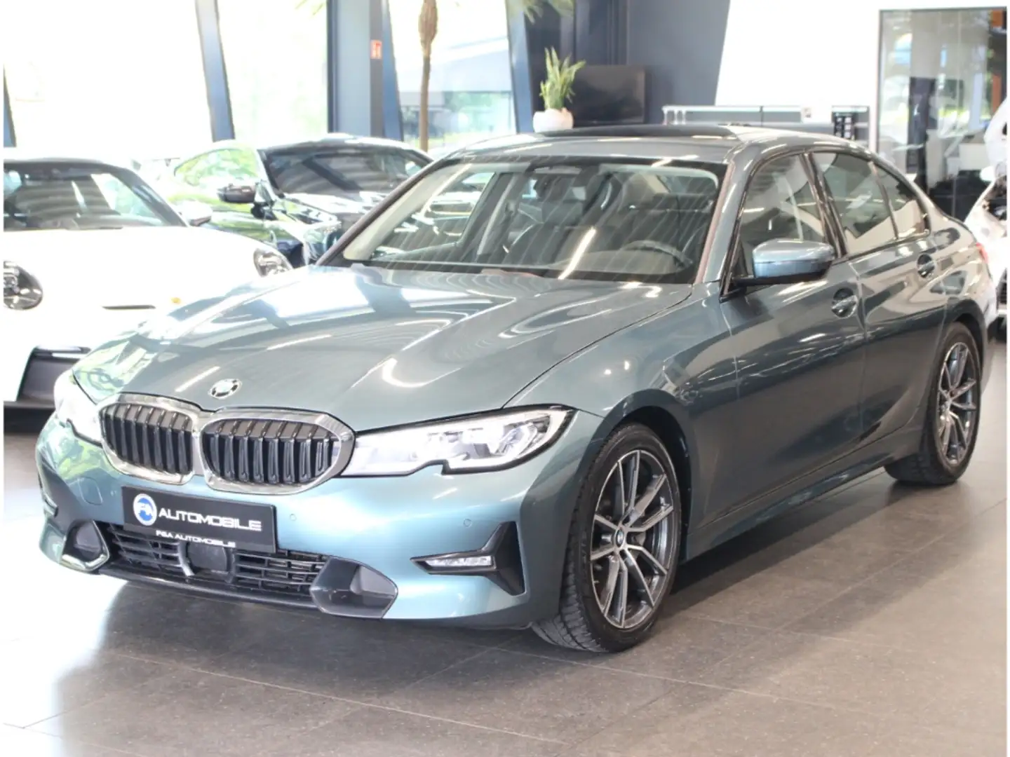 BMW 330 d xDrive Sport Line Kamera*HUD*Laser Blau - 1