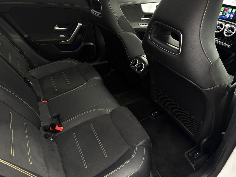 Mercedes-Benz CLA 45 AMG S 4-MATIC+ PACK AERO LED AMBI PANO CARPL CAM GA1 — photo 15