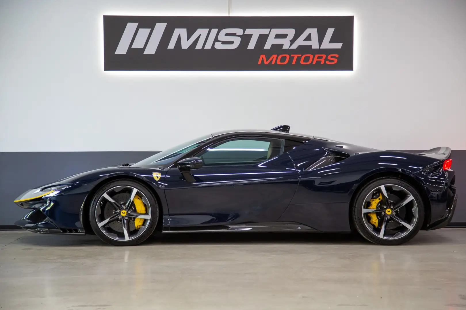 Ferrari SF90 Stradale SF90 Stradale Assetto Fiorano IVA Blu/Azzurro - 2