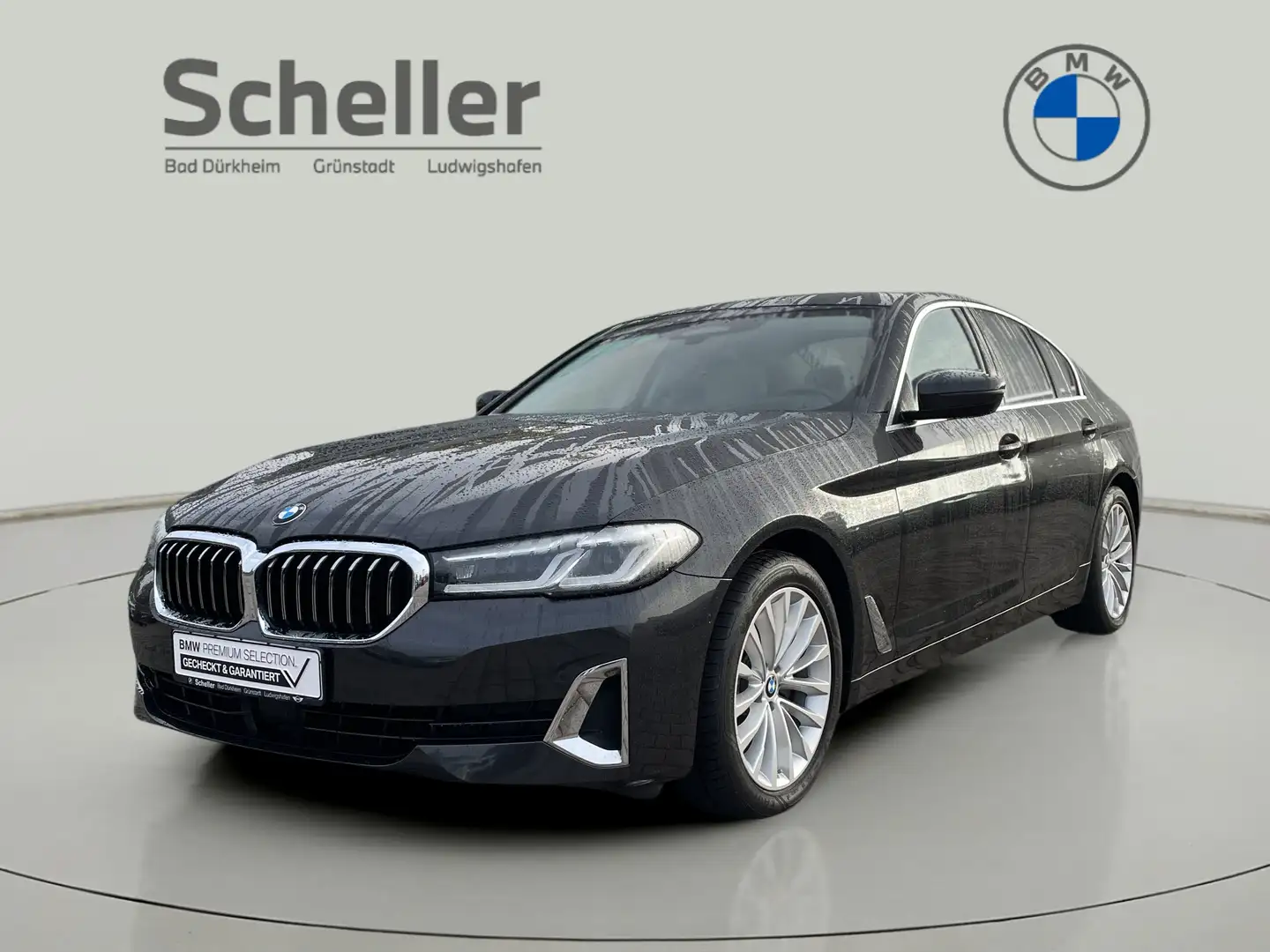 BMW 520 d xDrive A Luxury Line Head-Up DAB LED WLAN Grau - 1