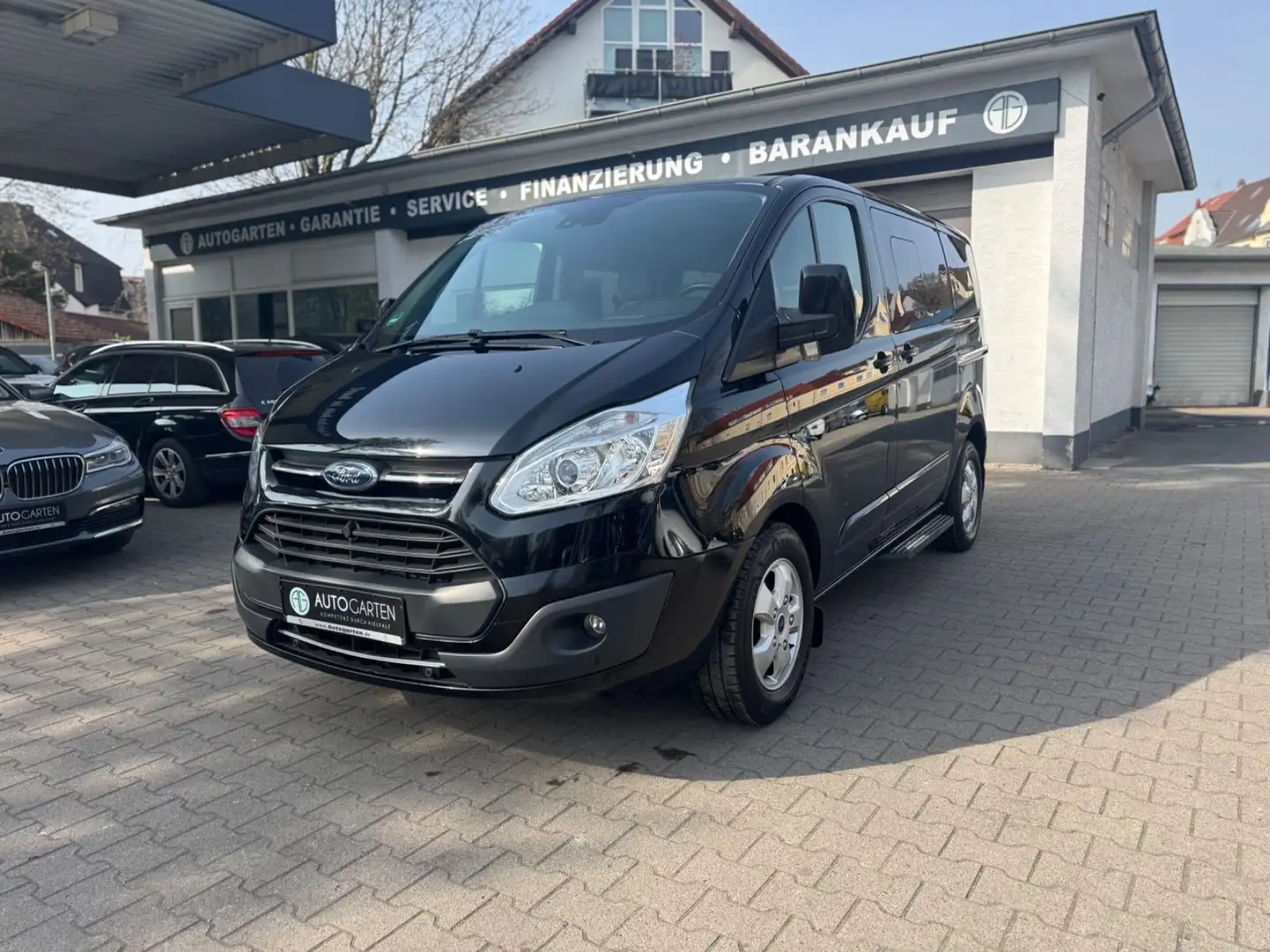 Ford Transit Custom Transit Custum *2.0*TOURNEO*TITANIUM*8-SIT*LEDER Schwarz - 1