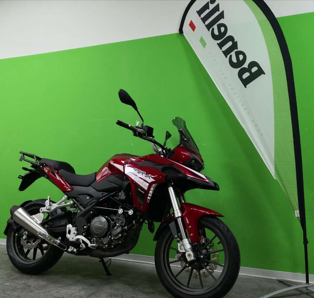 Benelli TRK 251 Abs