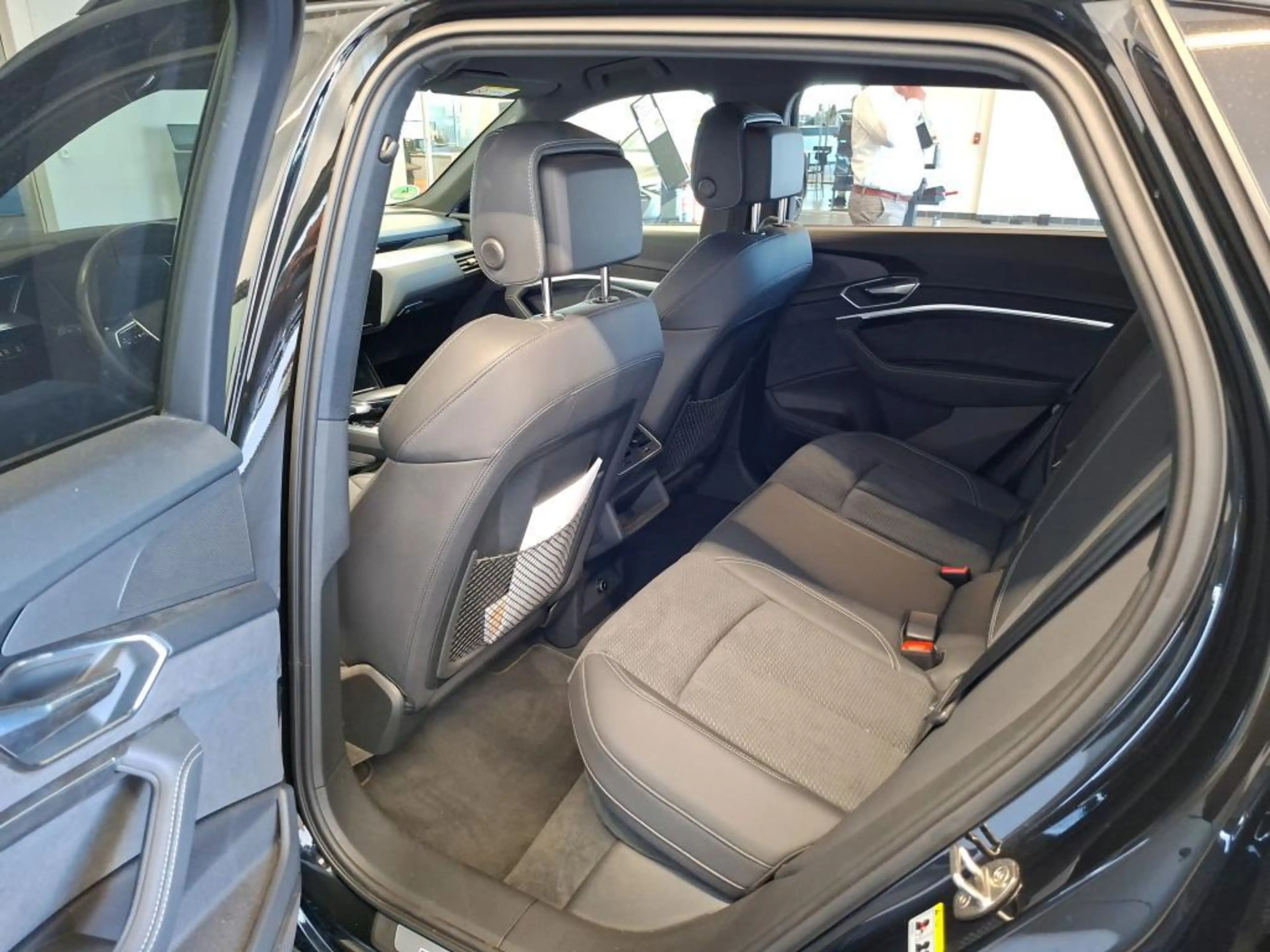 Audi e-tron 55 2x S LINE BLACK MATRIX/ACC/HuD/KAMERA — photo 11