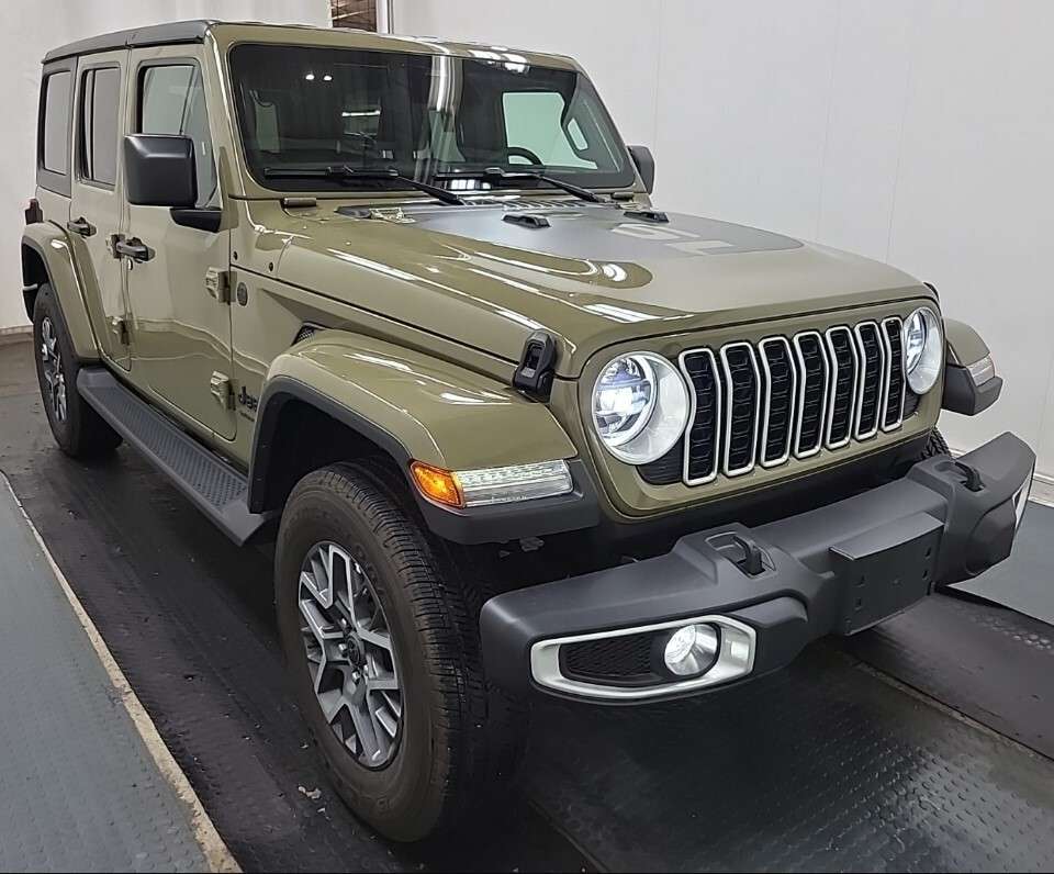 2026 Jeep Wrangler Sahara 4 Door 4x4, SAFETY GROUP, SIDE STEPS, REMOT