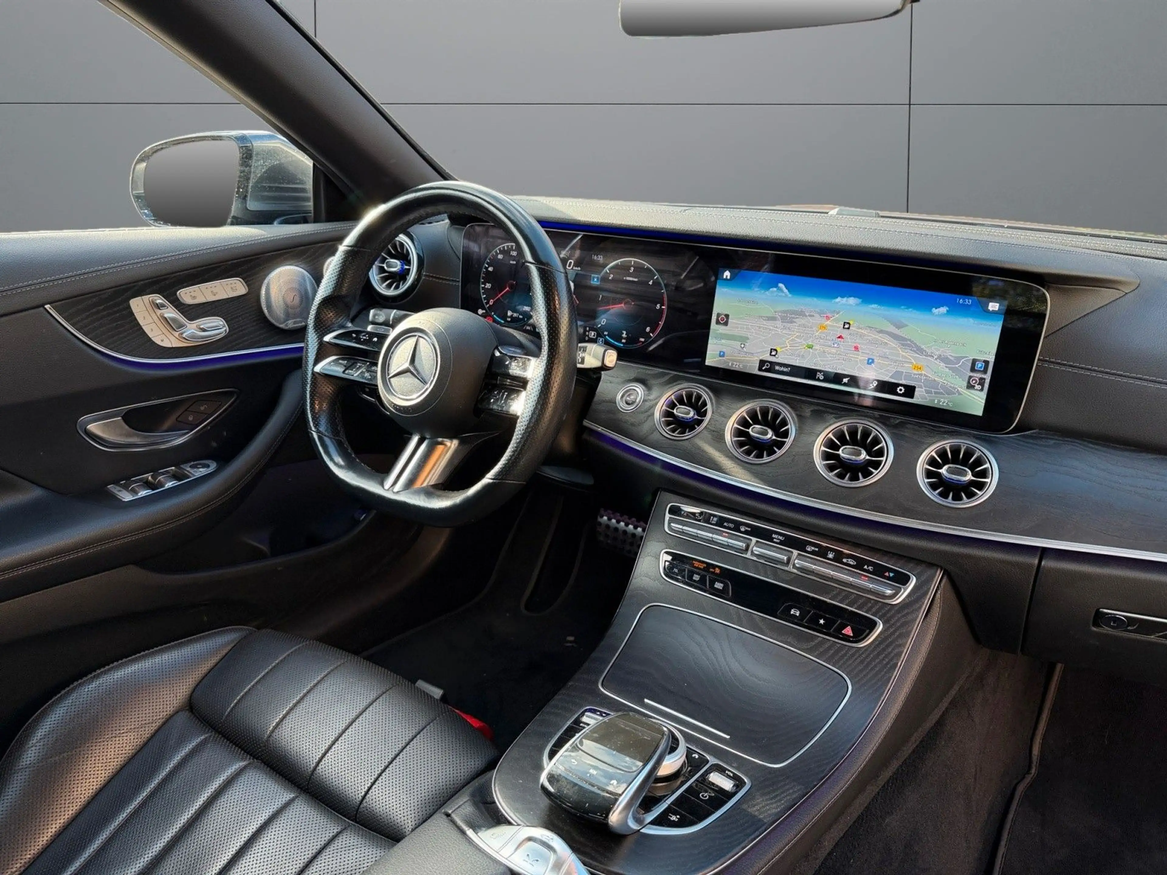 Mercedes-Benz E 400 d CABRIO 4MATIC AMG LINE, AIRMATIC, BURM. — photo 12