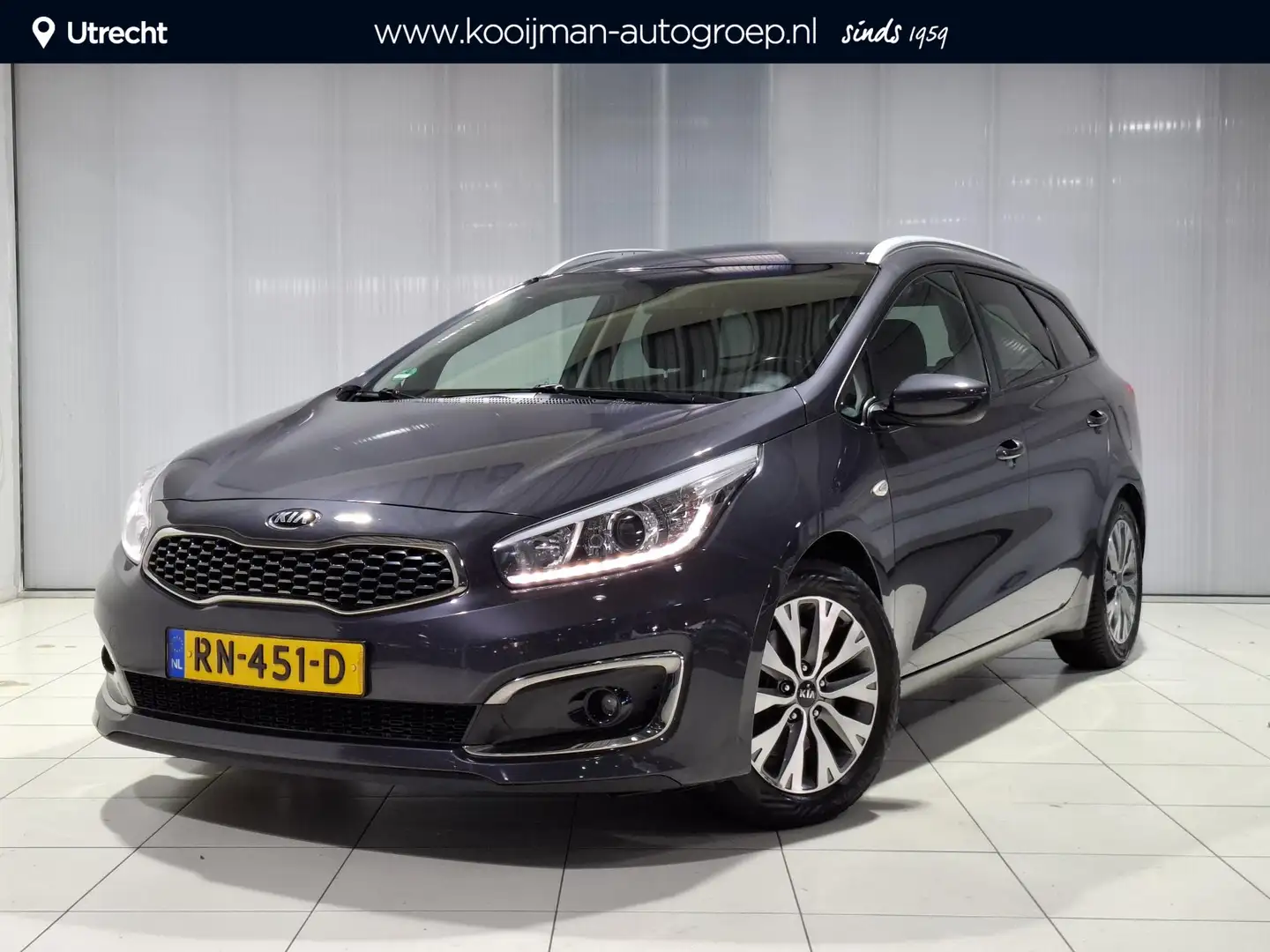 Kia Ceed SW / cee'd SW Sportswagon 1.0 T-GDi ComfortPlusLine Navigator Tr Grau - 1