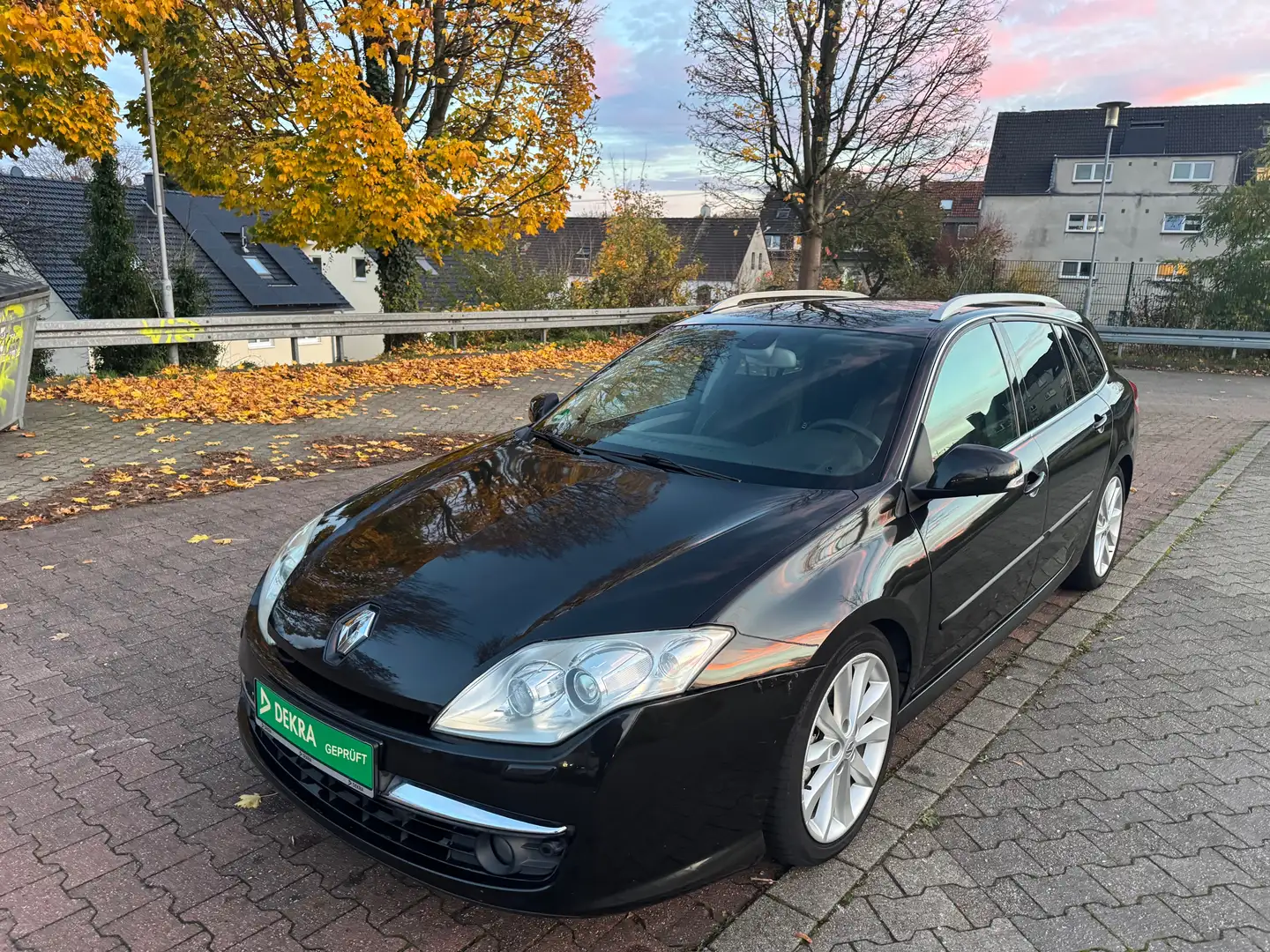 Renault Laguna Dynamique 2,0 AUTOMATIK.LUXURY PAKET.PDC.KLIMAAUT. Schwarz - 2