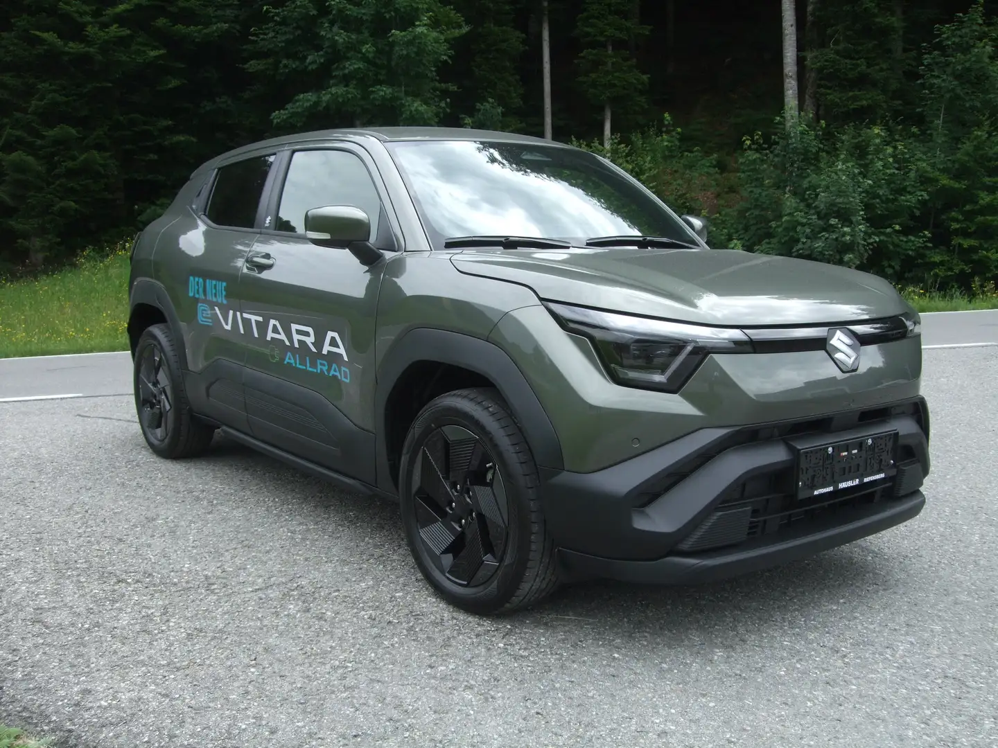 Suzuki Vitara E-Shine Allgrip 61kWh Grün - 1