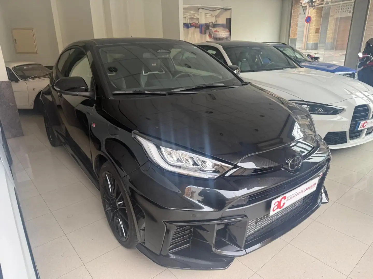 Toyota Yaris GR RZ + Touring Pack Aut. Negro - 2