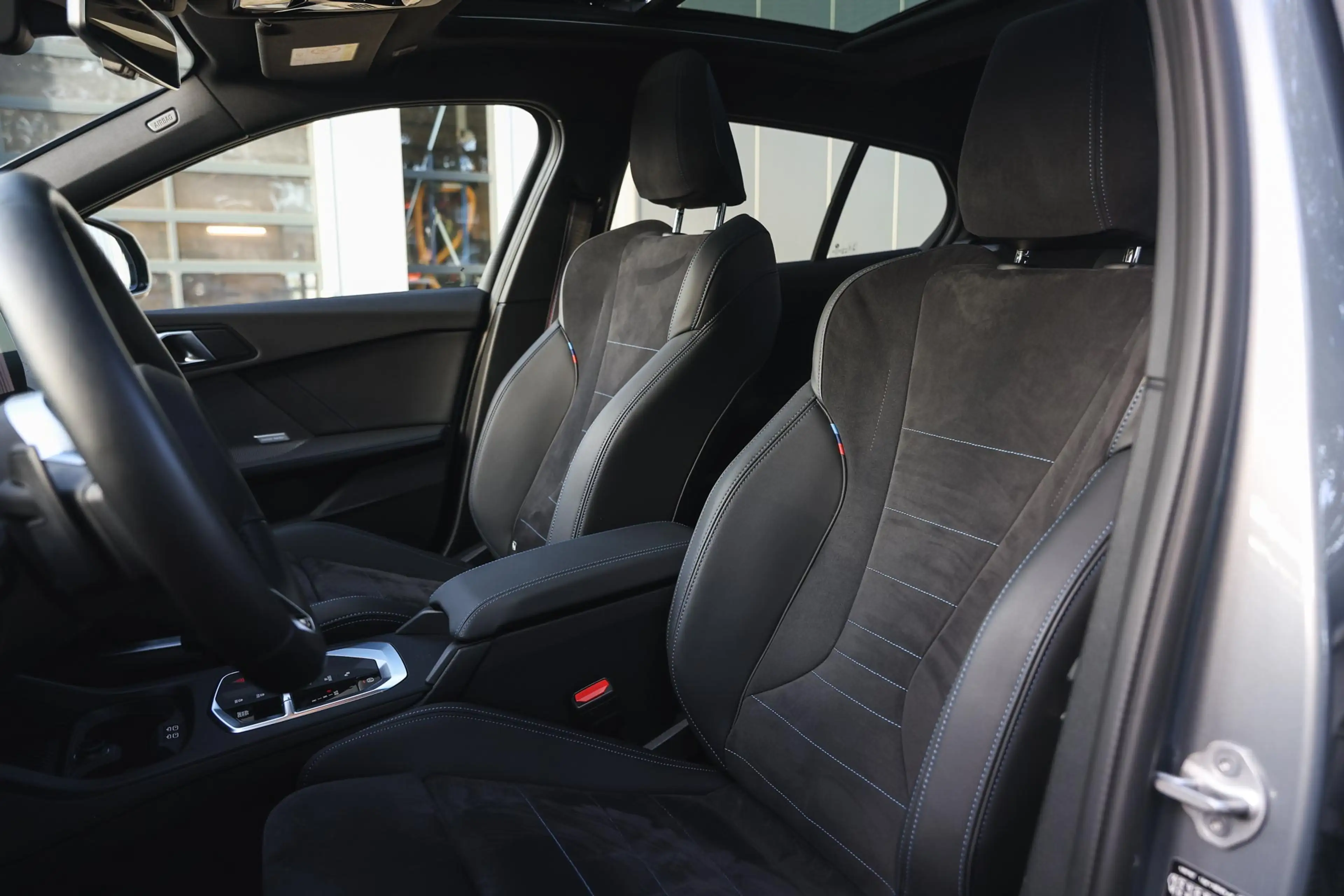 BMW 120 1 Serie M Sport Automaat / Panoramadak / Sportstoe — photo 13