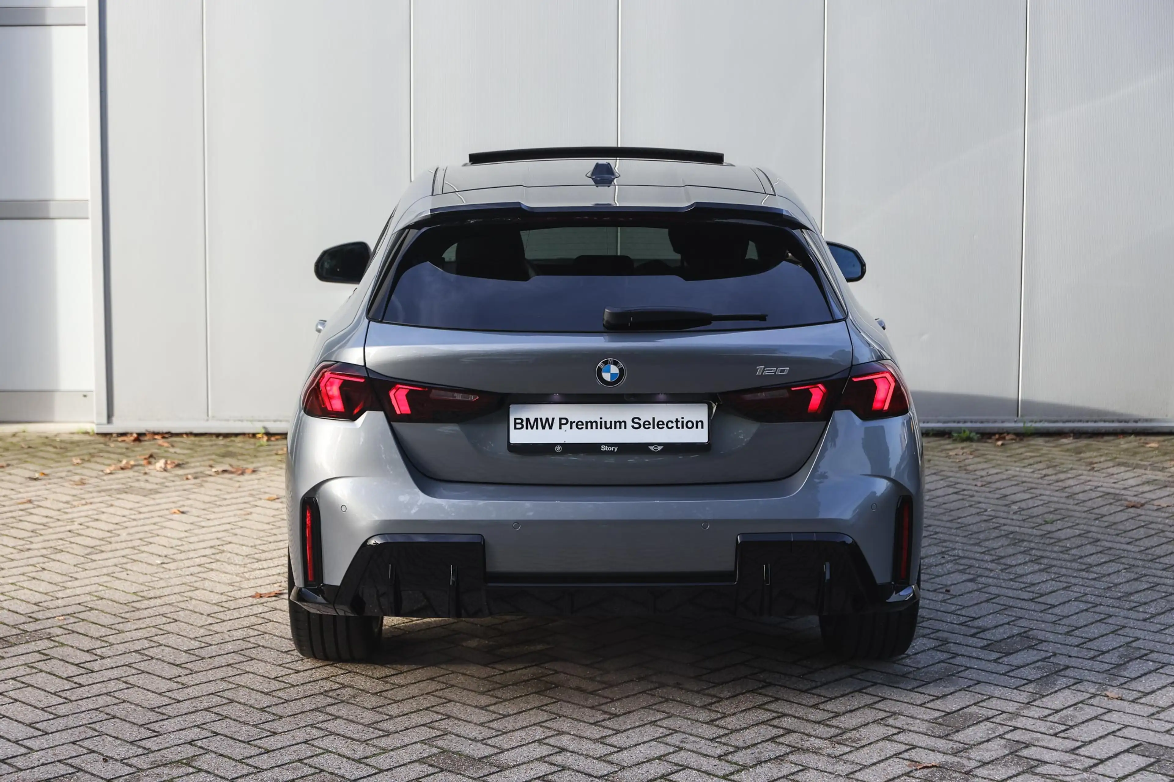 BMW 120 1 Serie M Sport Automaat / Panoramadak / Sportstoe — photo 7