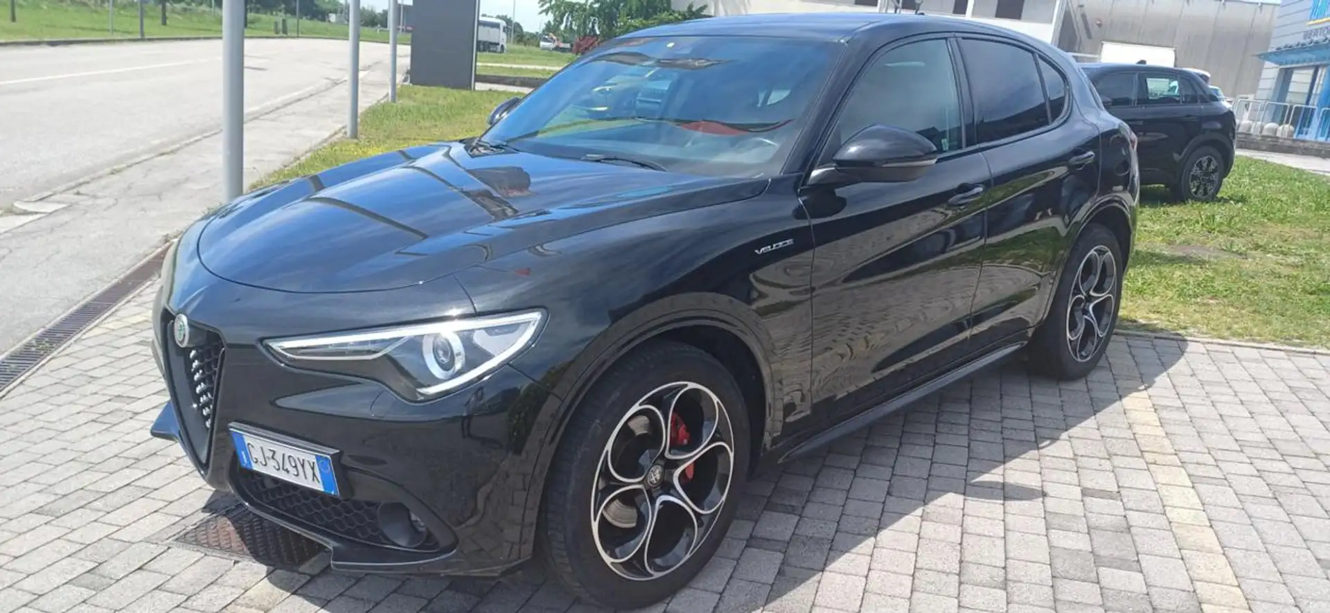 Alfa Romeo Stelvio 2.2 Turbodiesel 210 CV AT8 Q4 Veloce Negru - 2