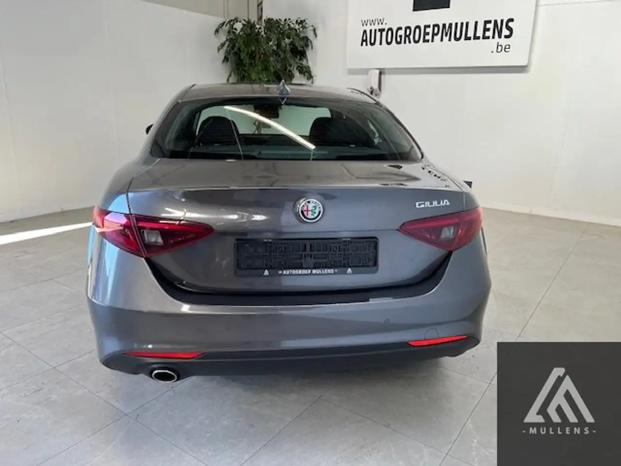 Alfa Romeo Giulia 2021 — фото 6