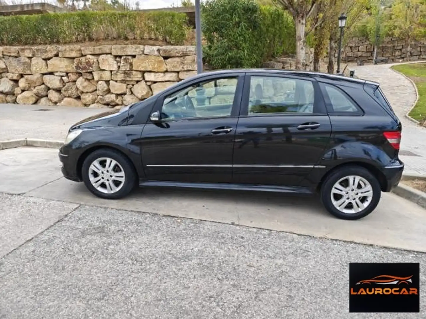 Mercedes-Benz B 200 CDI Chrome Чорний - 2