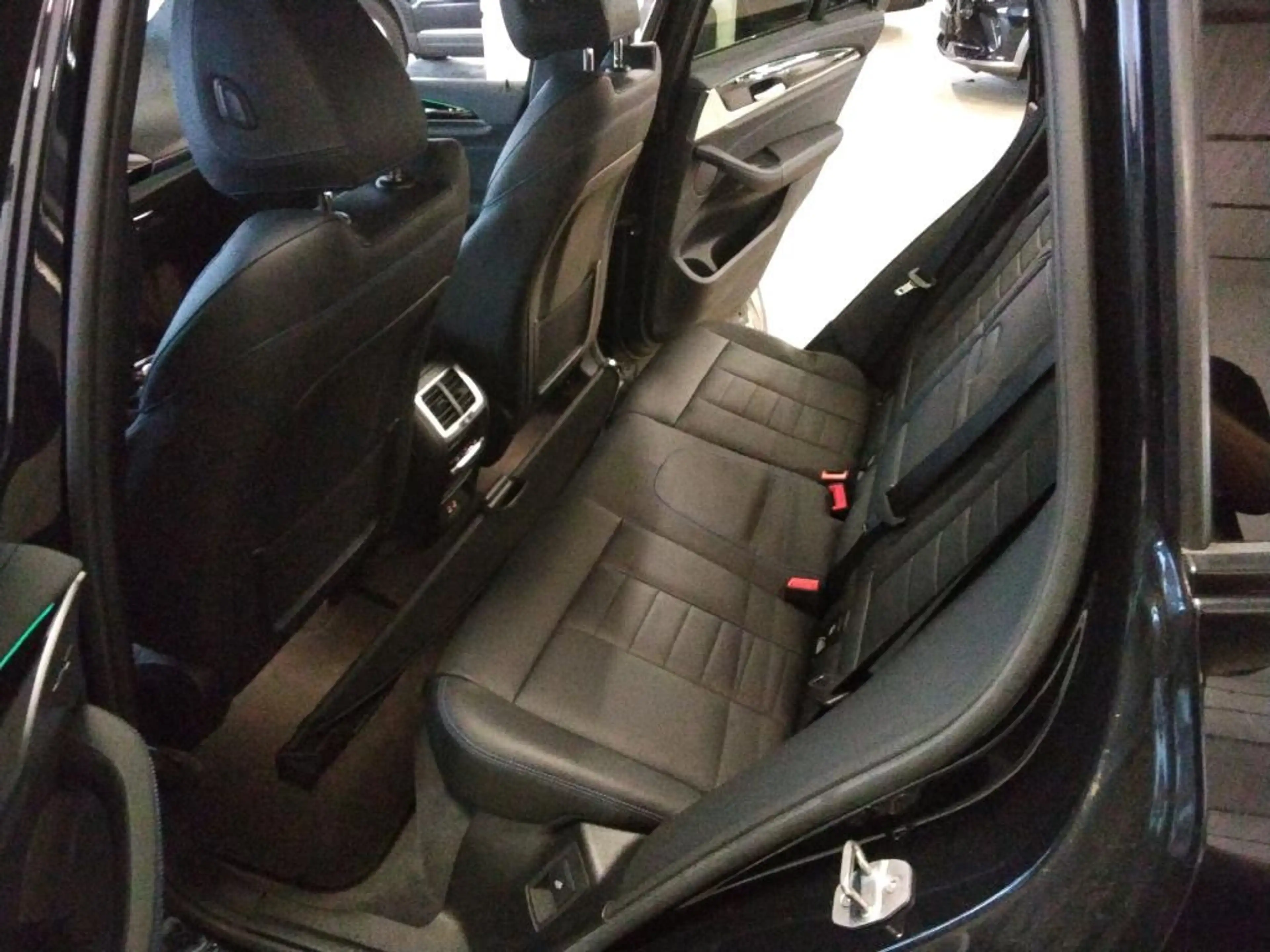 BMW iX3 Impressive *20Zoll*LEDER*PANORAMA*LASER*HuD*AHK* — photo 8