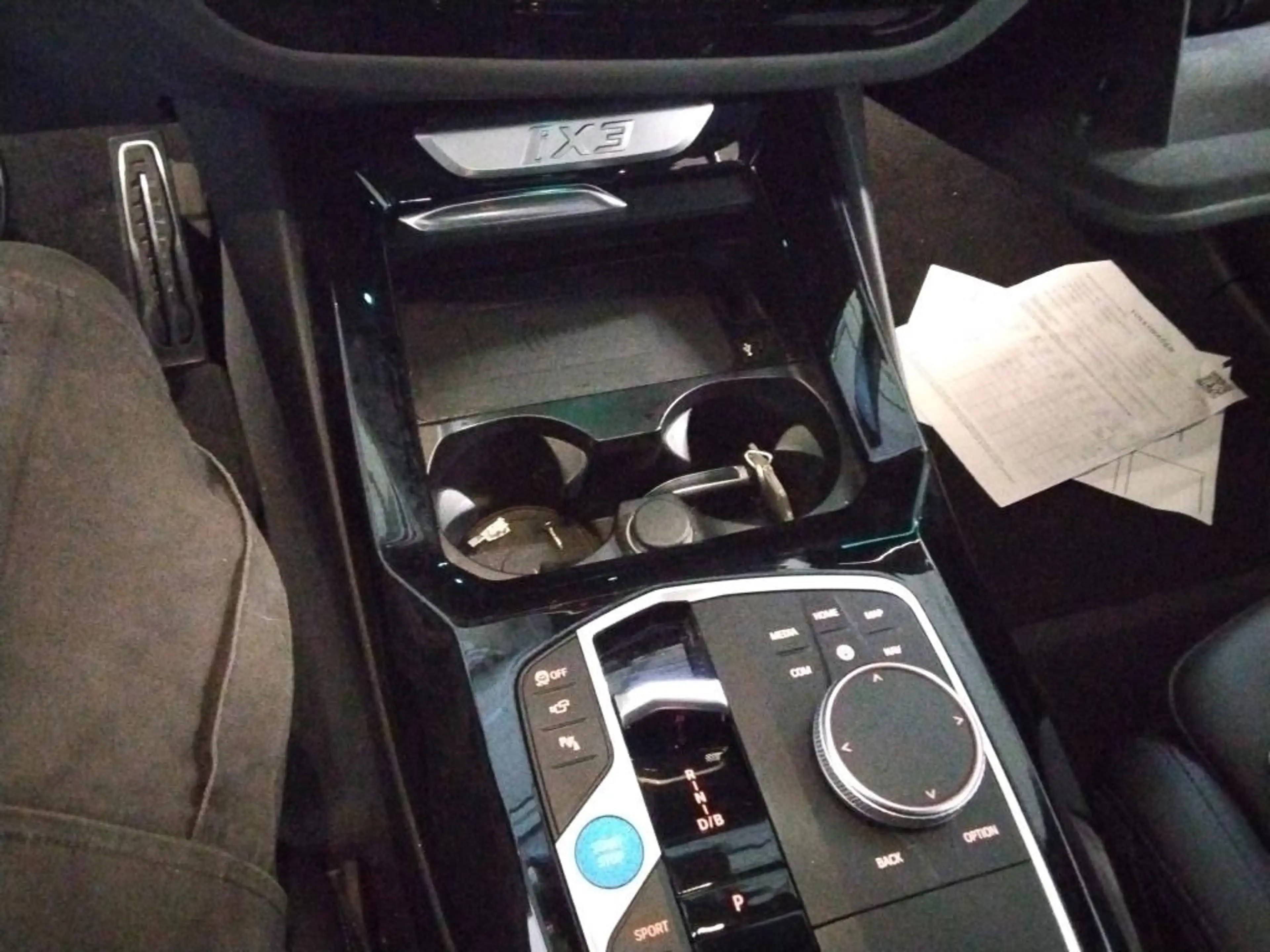 BMW iX3 Impressive *20Zoll*LEDER*PANORAMA*LASER*HuD*AHK* — photo 6