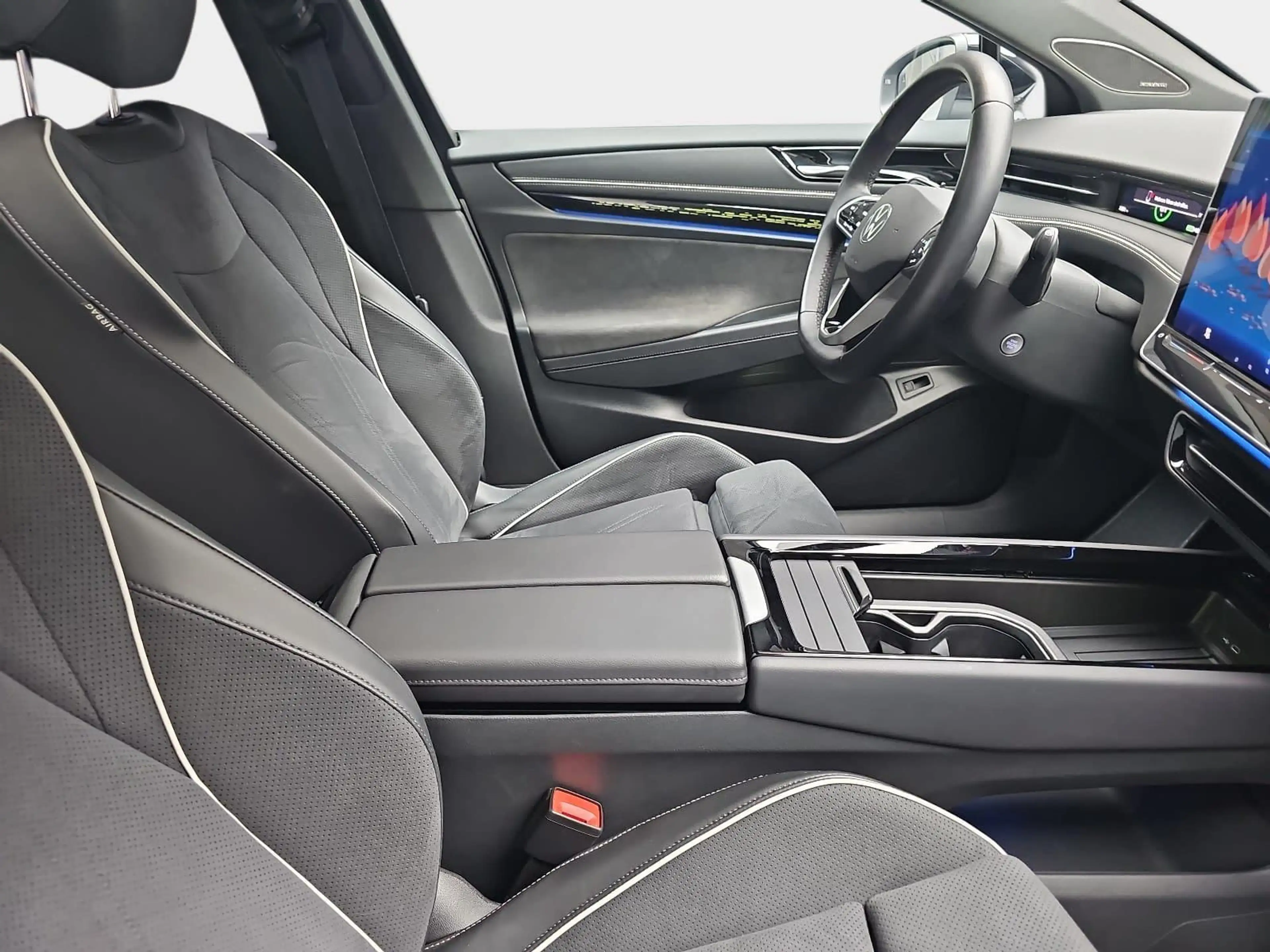 Volkswagen ID.7 ID.7 PRO S AUTO. 86 KWH MATRIX LED NAVI PRO — photo 17