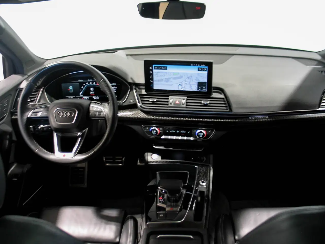 Audi SQ5 снимка Audi SQ5