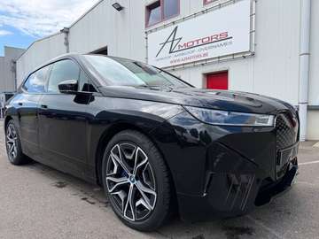 76.6 kWh xDrive40 Swarovski/Pano/H&K/22inch/Massage & Vent. Seats