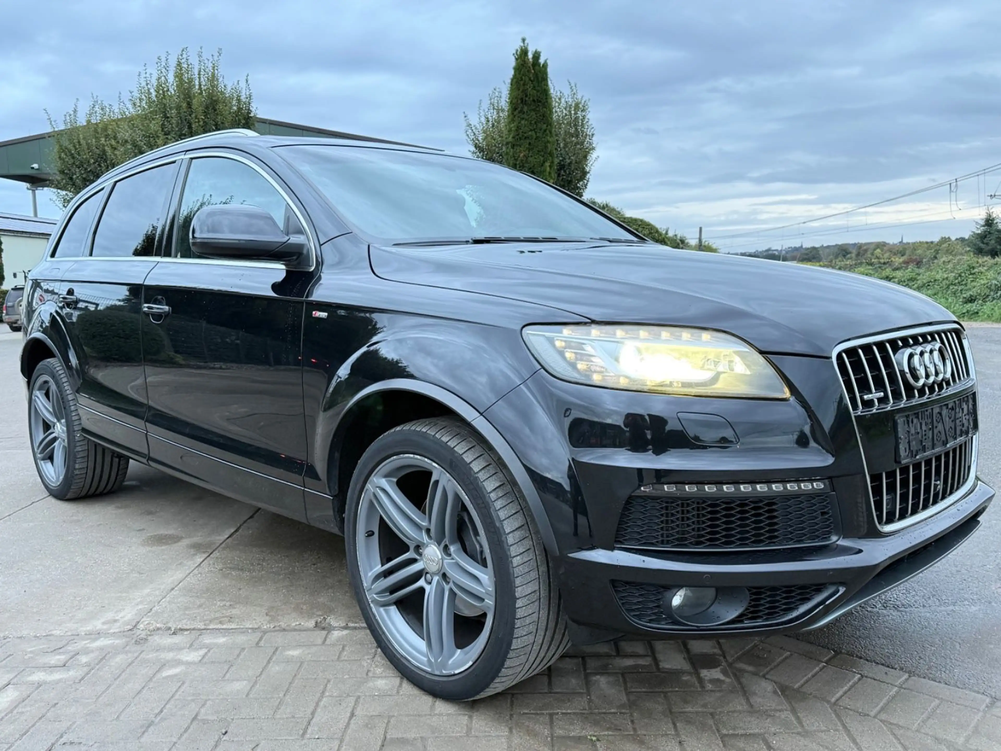 Audi Q7 3.0 TDI Quattro*3X S-Line*7-Sitz*Pano*E.AHK* — photo 12