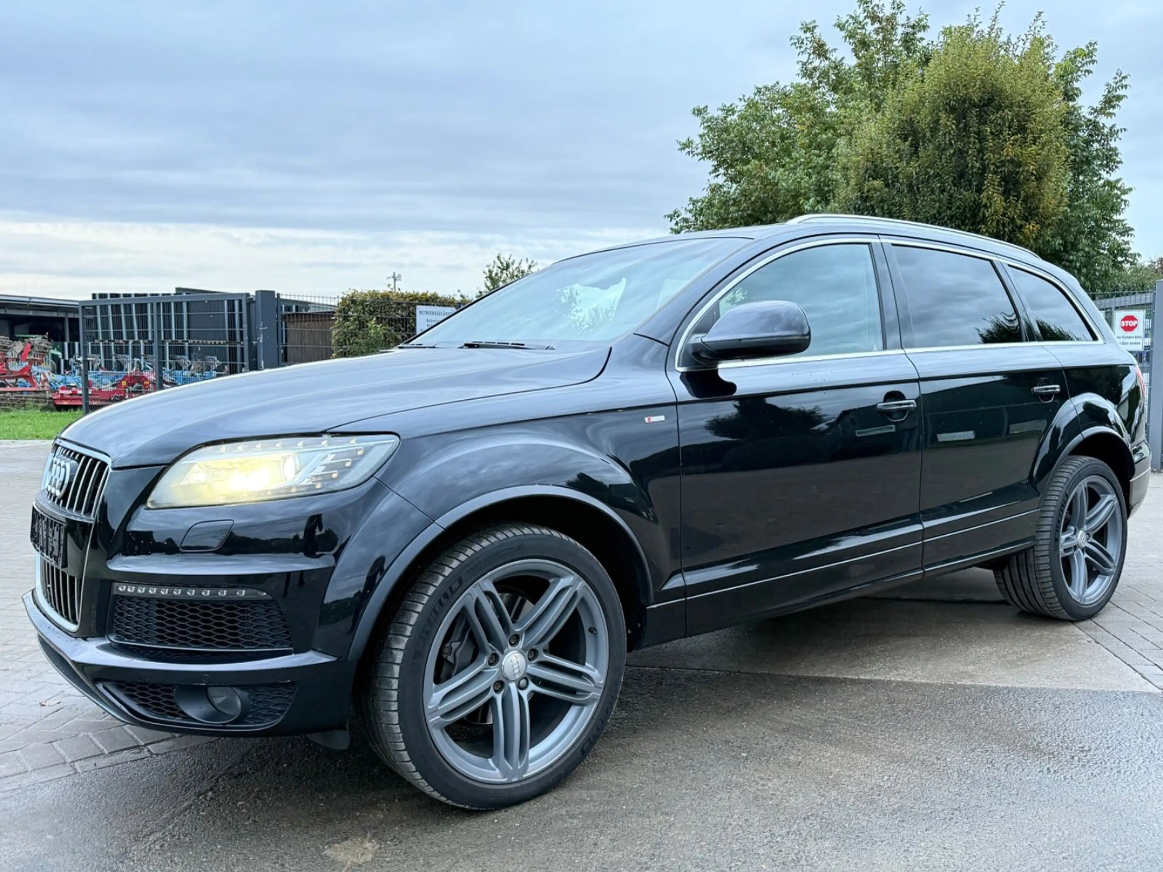 Audi Q7 3.0 TDI Quattro*3X S-Line*7-Sitz*Pano*E.AHK* — photo 3