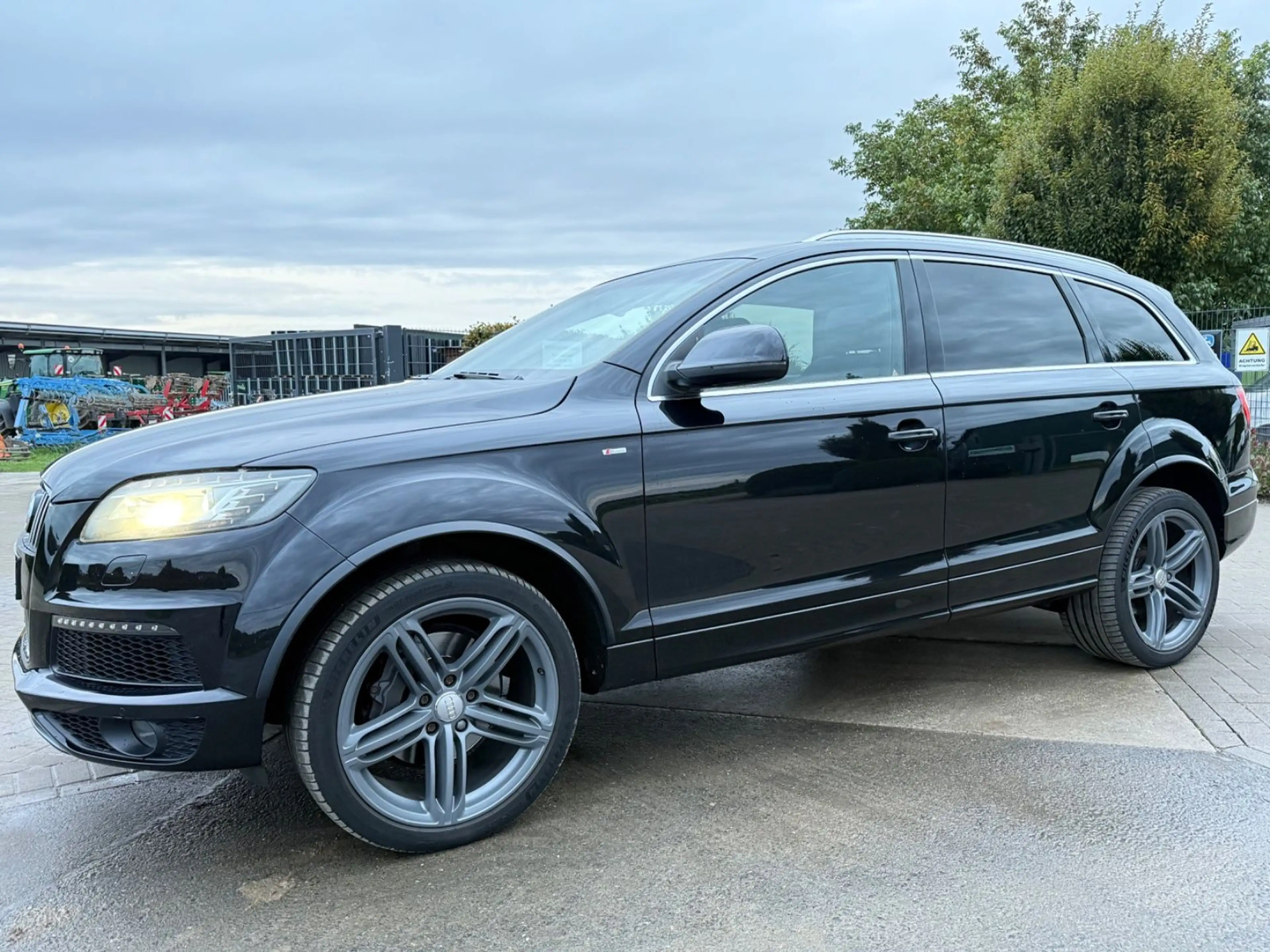 Audi Q7 3.0 TDI Quattro*3X S-Line*7-Sitz*Pano*E.AHK* — photo 4