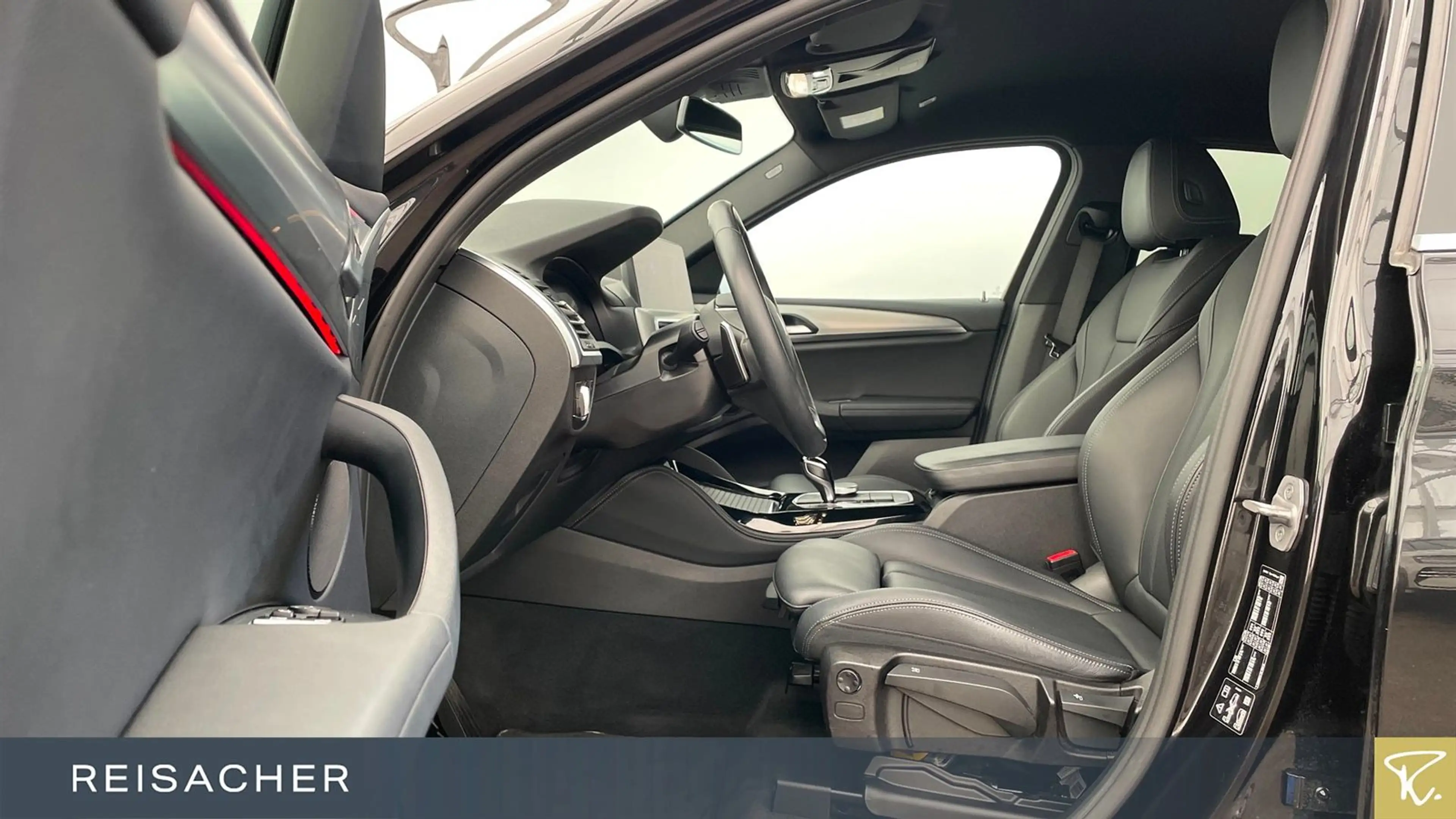 BMW X4 xDrive 30d StHZ AHK RFK LCProf SpSitze 20"LM — photo 4