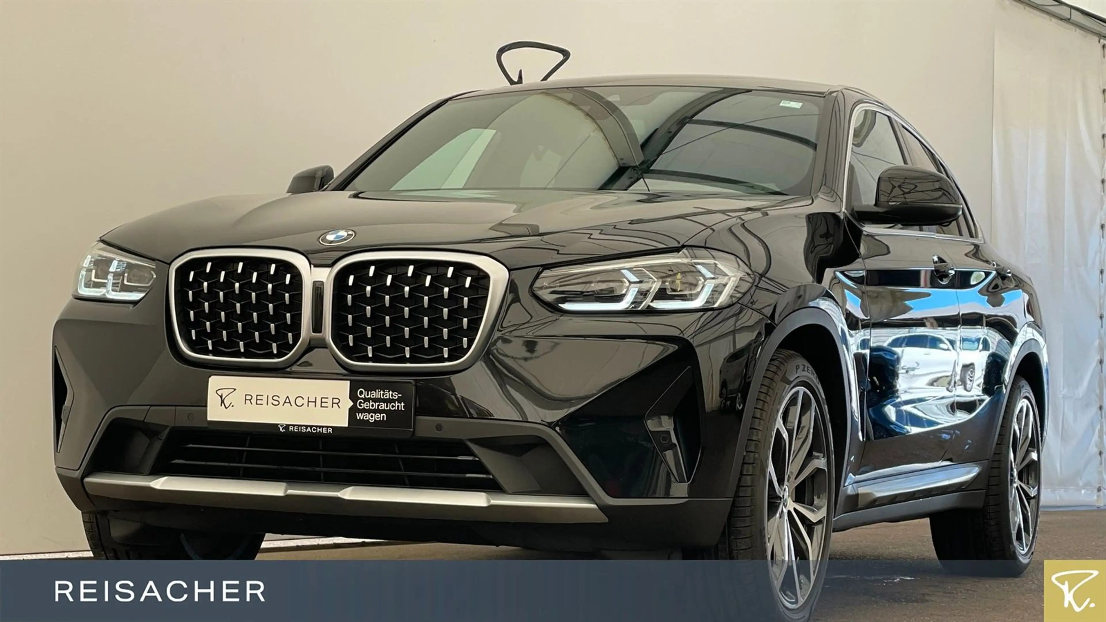 BMW X4 xDrive 30d StHZ AHK RFK LCProf SpSitze 20"LM