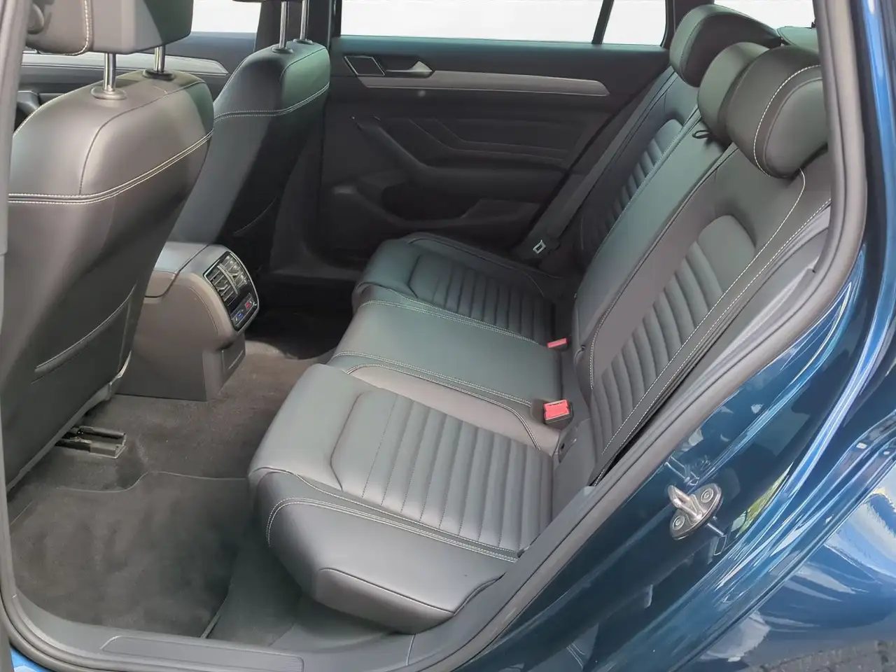 Volkswagen Passat GTE 1.4 TSI *Navi Leder Area View, миниатюра 3