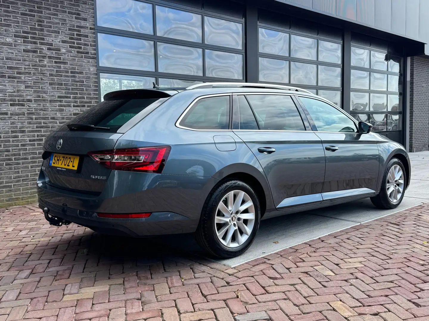 Skoda Superb Combi 1.4 TSI ACT Ambition Business | Pano | Memor Grijs - 2