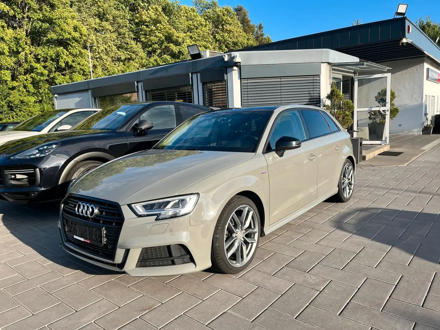 Audi A3 Sportback 40 TDI quattro*S line*Pano*Virtual Grau - 1