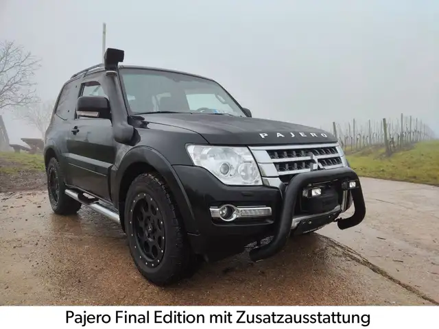 Mitsubishi Pajero 3,2 D Final Edition Automatik  54 tkm AHK
