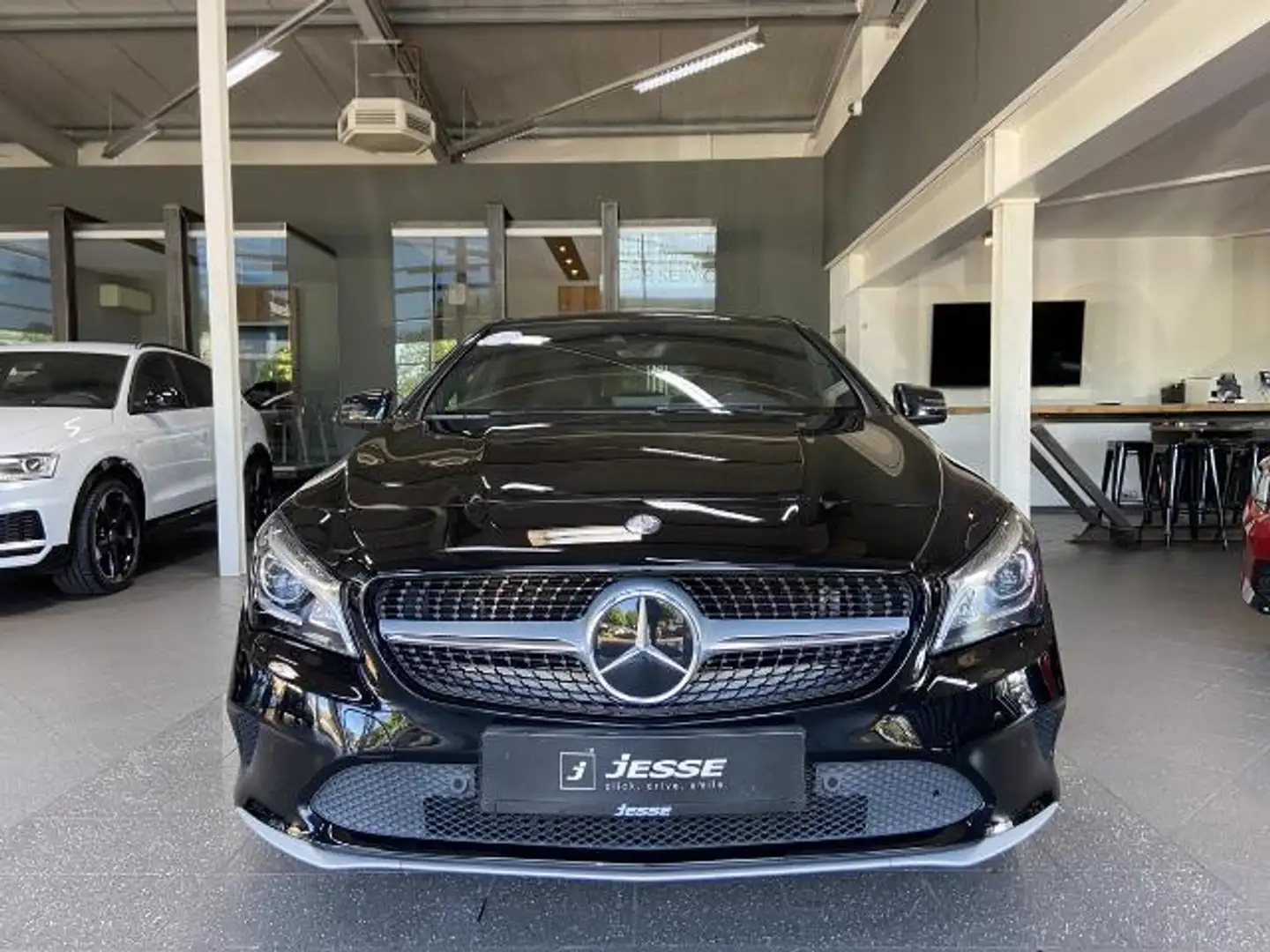 Mercedes-Benz CLA 220 4Matic LED COMAND Distr+ SHZ RCam Noir - 2
