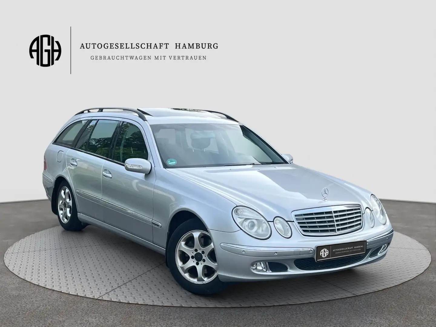 Mercedes-Benz E 220 T CDI*Elegance*Automatik*SHD*SHZ*PDC*Navi* Срібний - 1