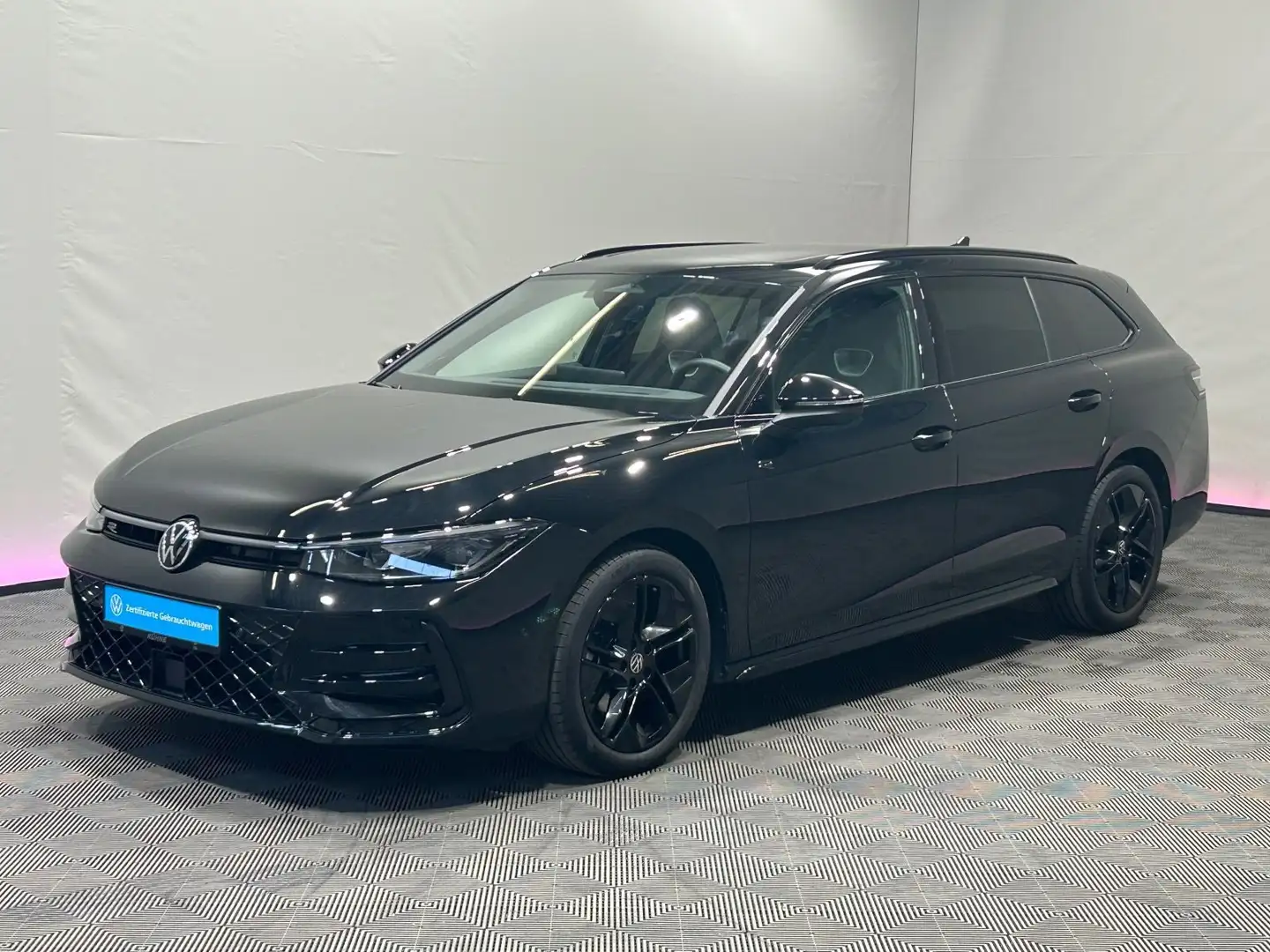 Volkswagen Passat Variant R-Line 2.0 TDI DSG | BLACK STYLE Schwarz - 2