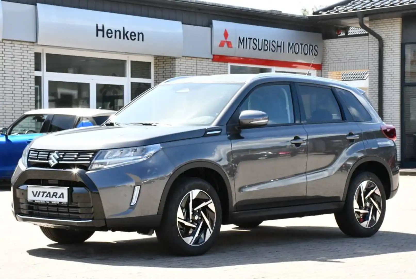 Suzuki Vitara 1.4 MT Comfort+ Hybrid Pano Navi SHZ Gris - 1
