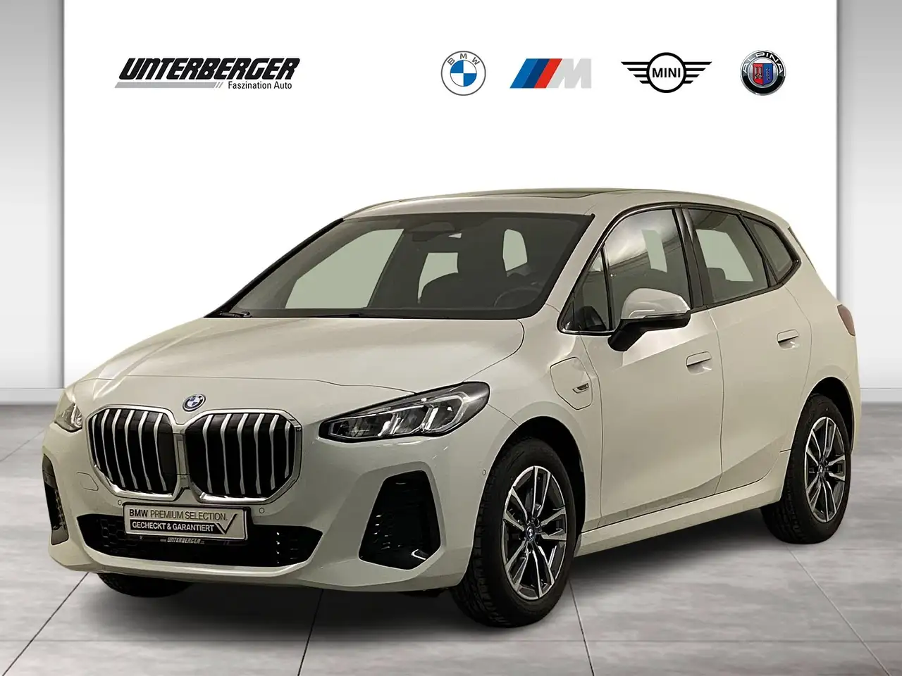 BMW 225