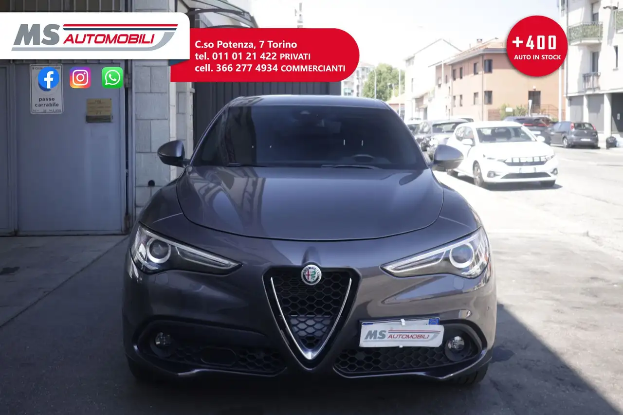 Alfa Romeo Stelvio 2022 — фото 9