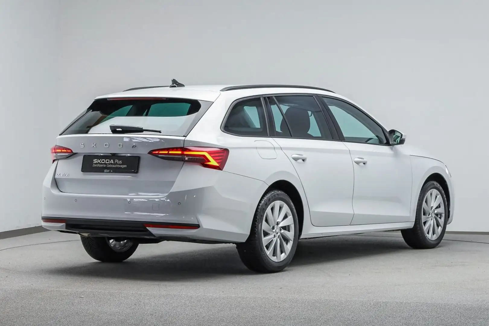 Skoda Octavia Combi 1.5 TSI e-TEC DSG SELECTION*LED*VI Blanc - 2